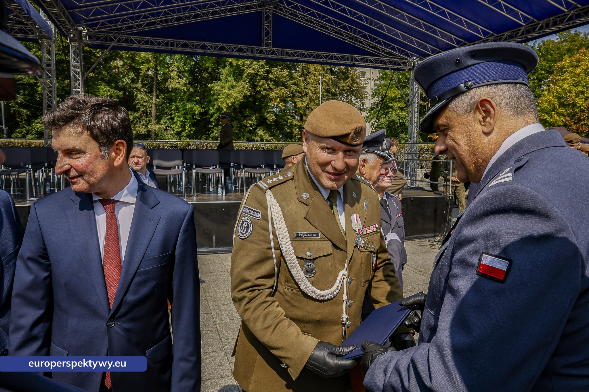 Europerspektywy-407 Europerspektywy Wojewódzkie Obchody Święta Wojska Polskiego w Katowicach – defilada, apel i piknik militarny