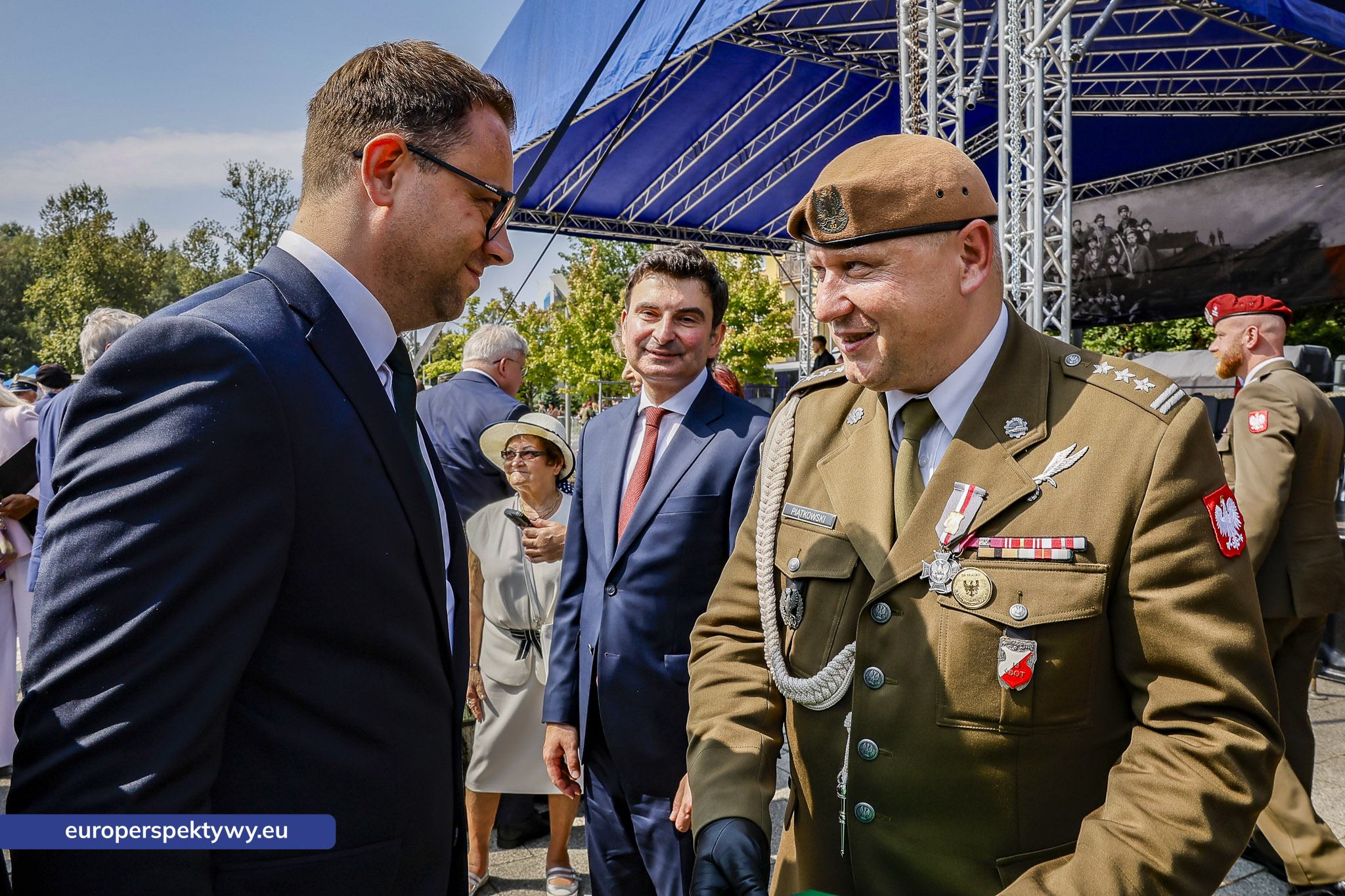 Europerspektywy-412 Europerspektywy Wojewódzkie Obchody Święta Wojska Polskiego w Katowicach – defilada, apel i piknik militarny