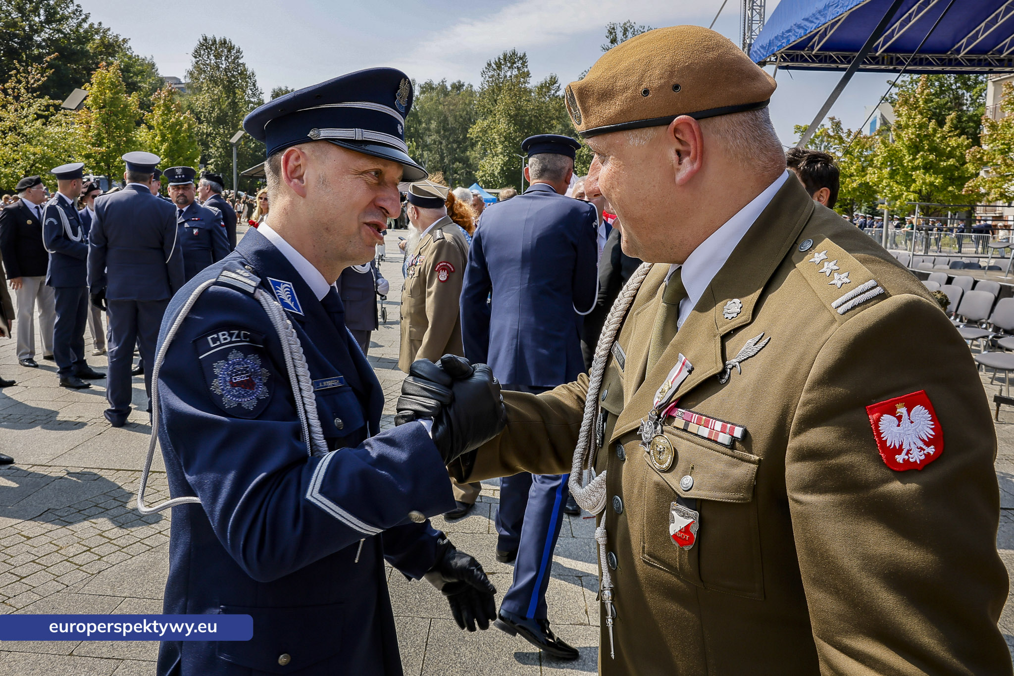 Europerspektywy-418 Europerspektywy Wojewódzkie Obchody Święta Wojska Polskiego w Katowicach – defilada, apel i piknik militarny