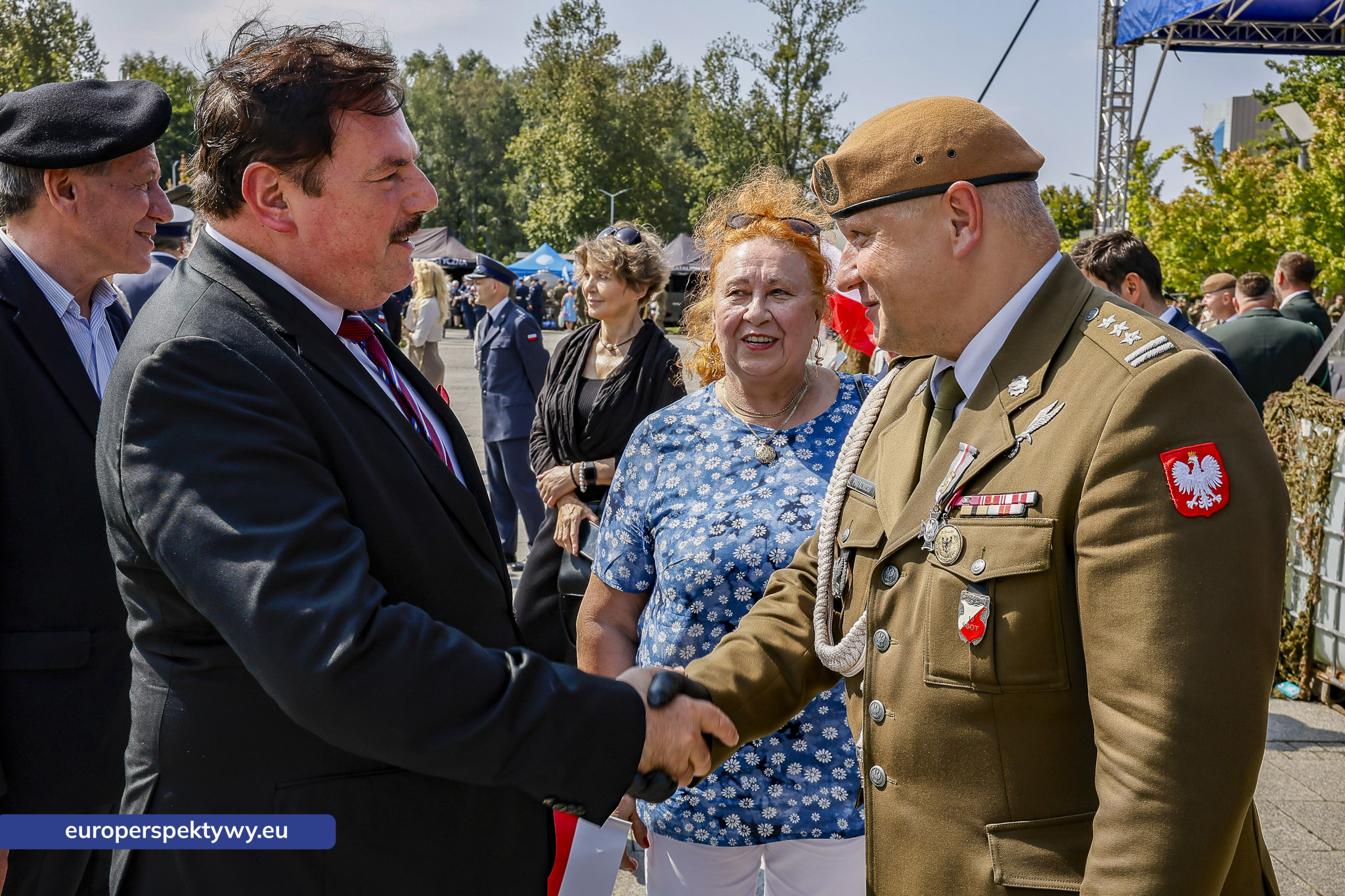 Europerspektywy-429 Europerspektywy Wojewódzkie Obchody Święta Wojska Polskiego w Katowicach – defilada, apel i piknik militarny