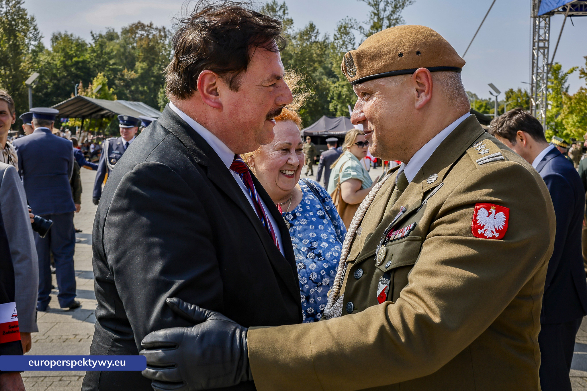 Europerspektywy-430 Europerspektywy Wojewódzkie Obchody Święta Wojska Polskiego w Katowicach – defilada, apel i piknik militarny