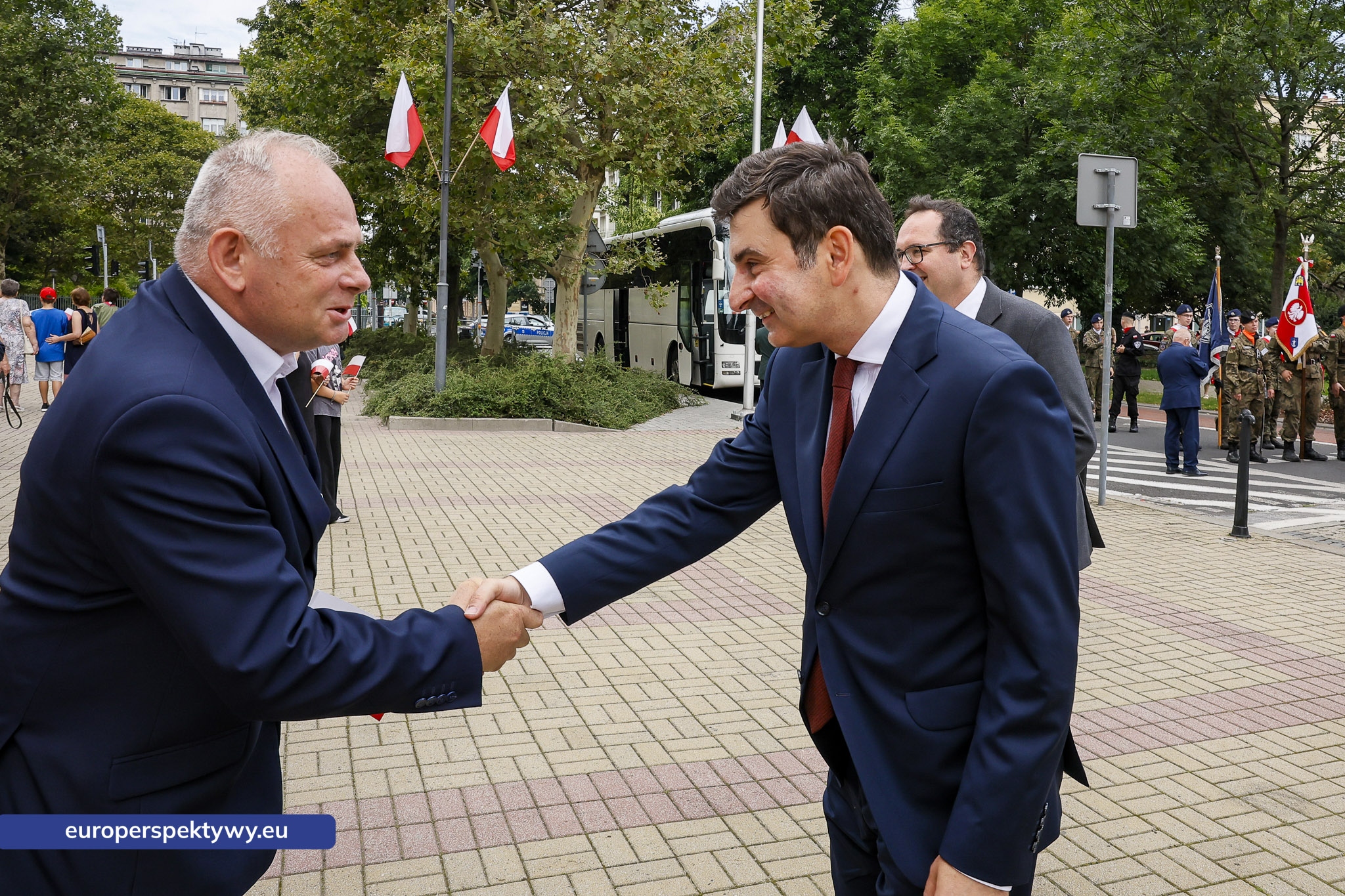 Europerspektywy-48 Europerspektywy Wojewódzkie Obchody Święta Wojska Polskiego w Katowicach – defilada, apel i piknik militarny