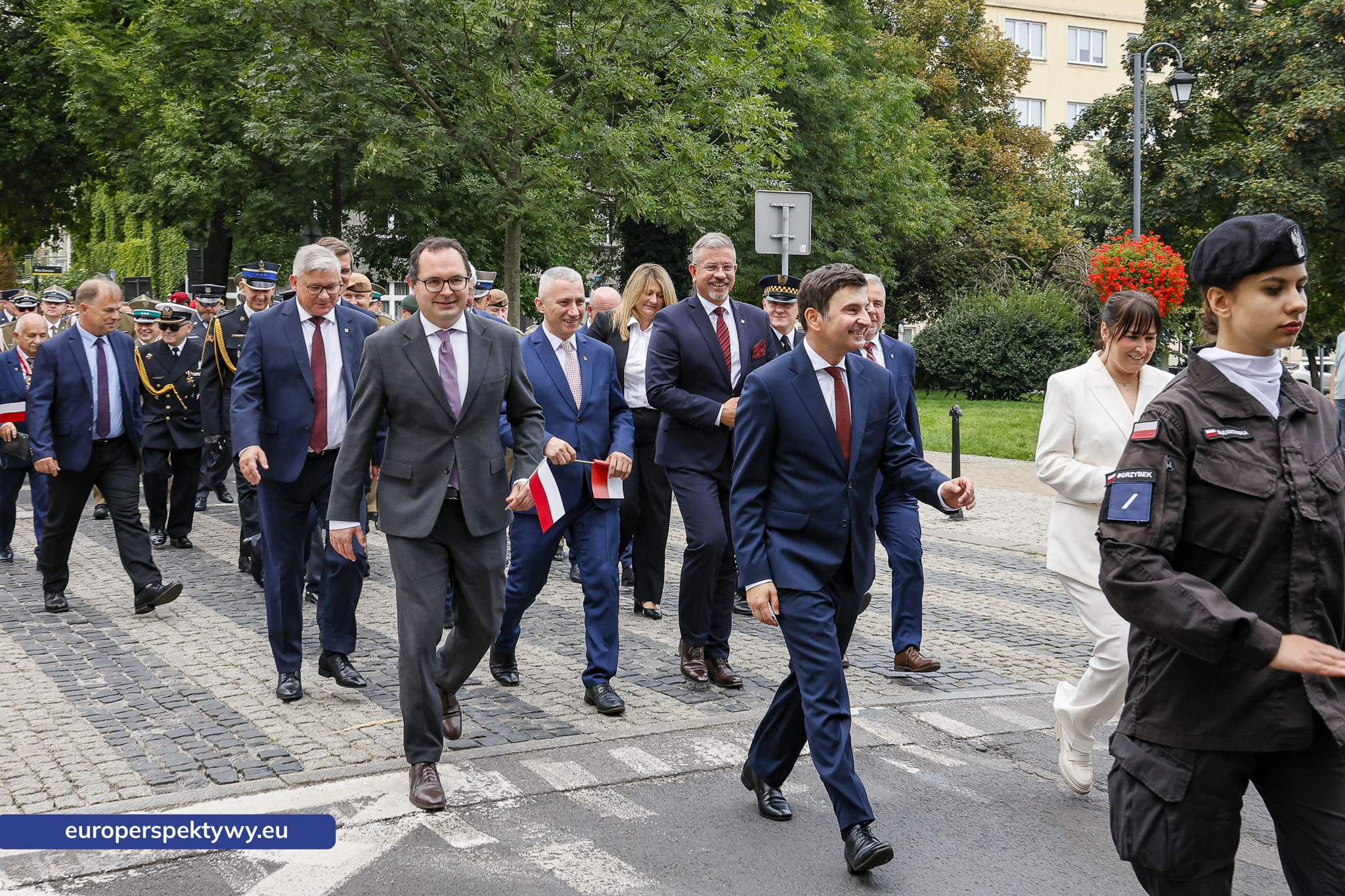Europerspektywy-52 Europerspektywy Wojewódzkie Obchody Święta Wojska Polskiego w Katowicach – defilada, apel i piknik militarny