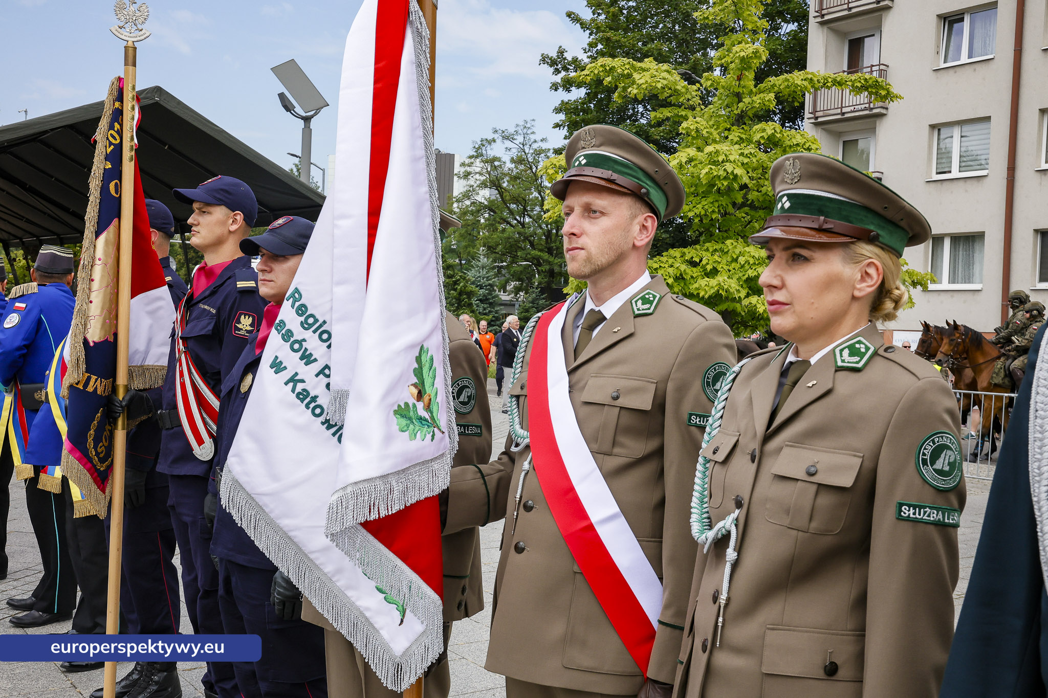 Europerspektywy-76 Europerspektywy Wojewódzkie Obchody Święta Wojska Polskiego w Katowicach – defilada, apel i piknik militarny