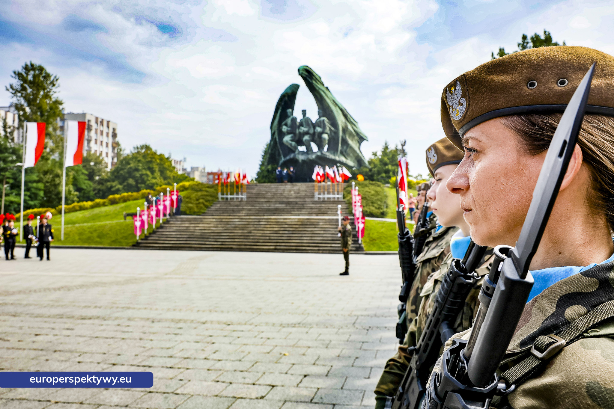 Europerspektywy-85 Europerspektywy Wojewódzkie Obchody Święta Wojska Polskiego w Katowicach – defilada, apel i piknik militarny