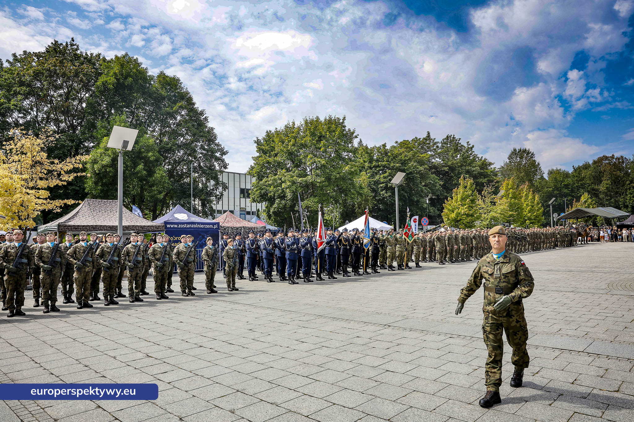 Europerspektywy-86 Europerspektywy Wojewódzkie Obchody Święta Wojska Polskiego w Katowicach – defilada, apel i piknik militarny