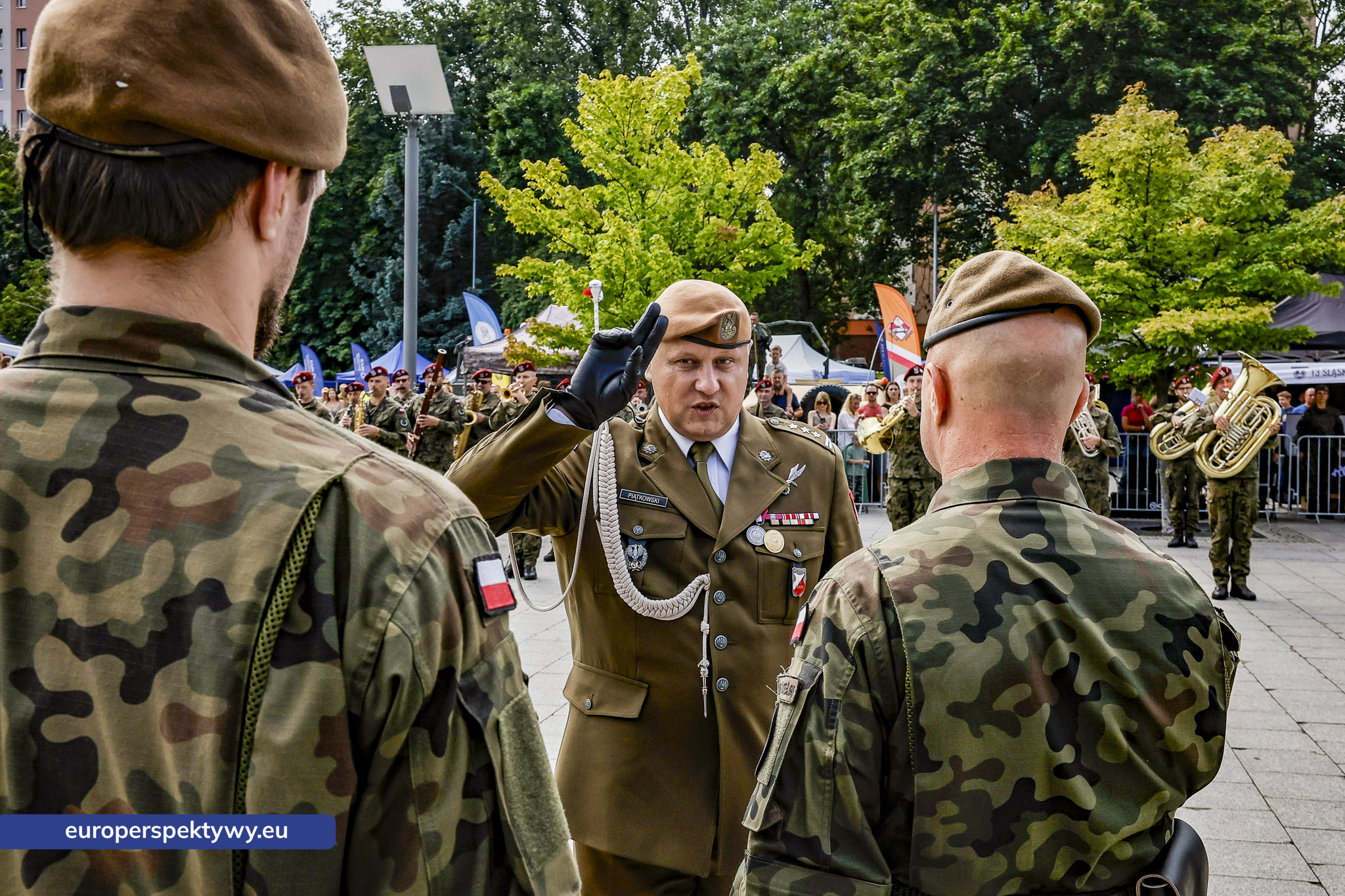 Europerspektywy-89 Europerspektywy Wojewódzkie Obchody Święta Wojska Polskiego w Katowicach – defilada, apel i piknik militarny