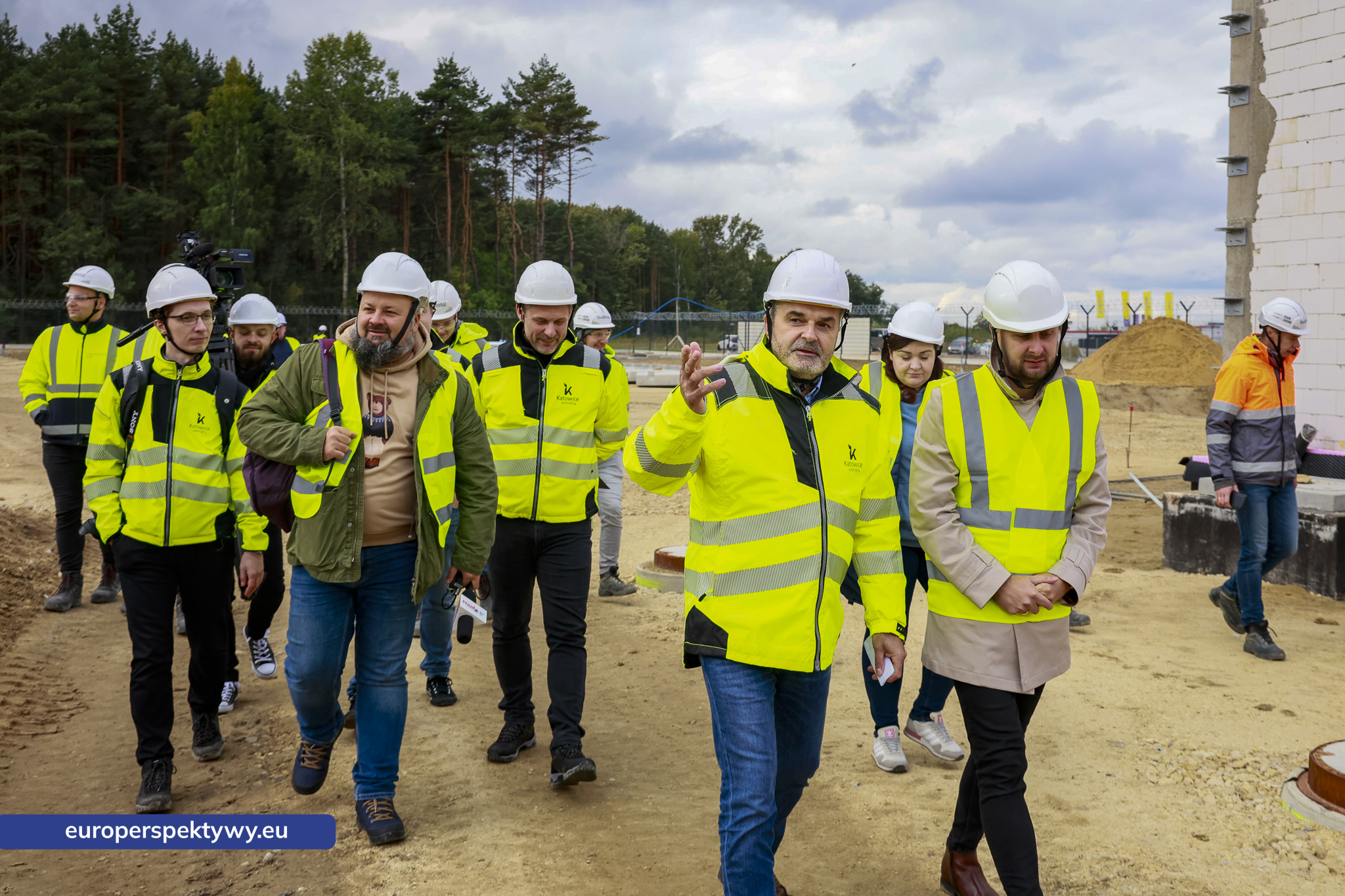 GTL Katowice Airport Nowa Baza Paliw Europerspektywy Nowy multimodalny węzeł przeładunkowy na lotnisku Katowice-Pyrzowice coraz bliżej ukończenia
