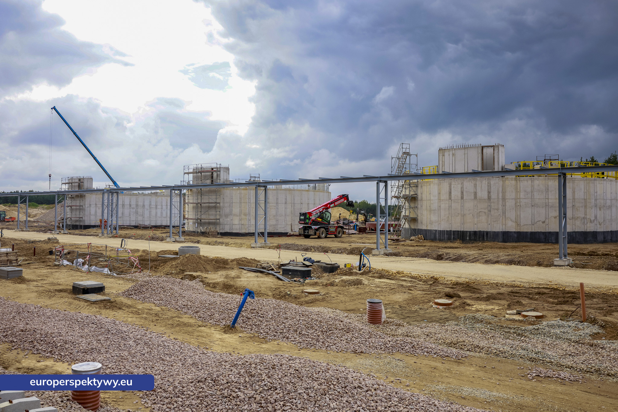 GTL Katowice Airport Nowa Baza Paliw Europerspektywy Nowy multimodalny węzeł przeładunkowy na lotnisku Katowice-Pyrzowice coraz bliżej ukończenia