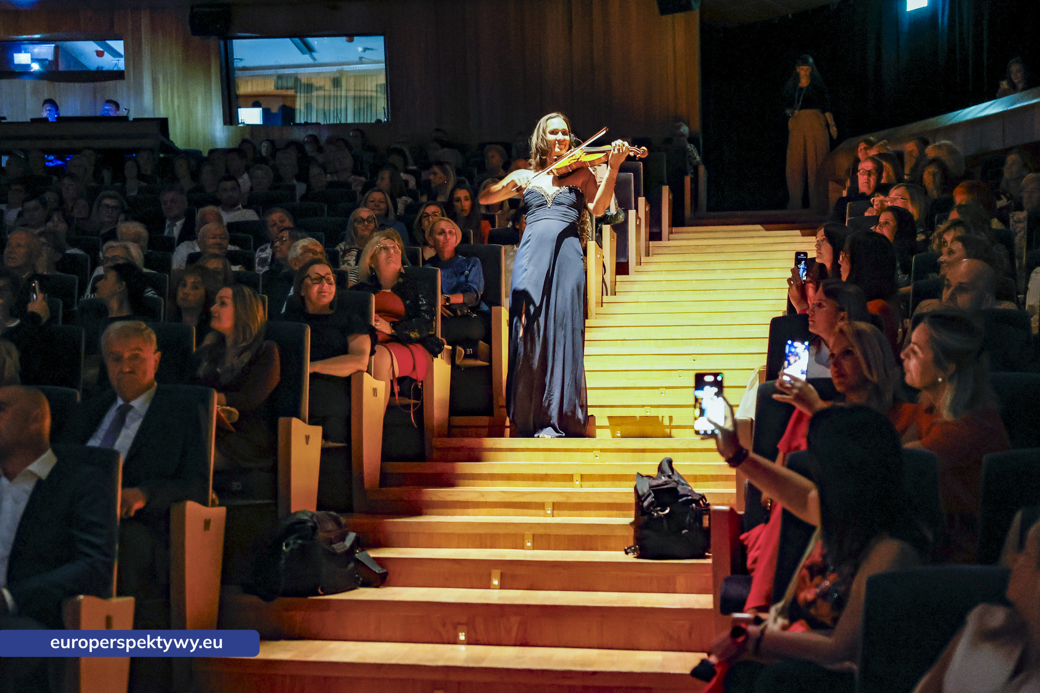 Gala Regionalnego Kongresu Kobiet Podbeskidzia 2025 Europerspektywy XIV Kongres Kobiet Podbeskidzia: „Wszechświat Kobiet” pełen inspiracji i wyróżnień