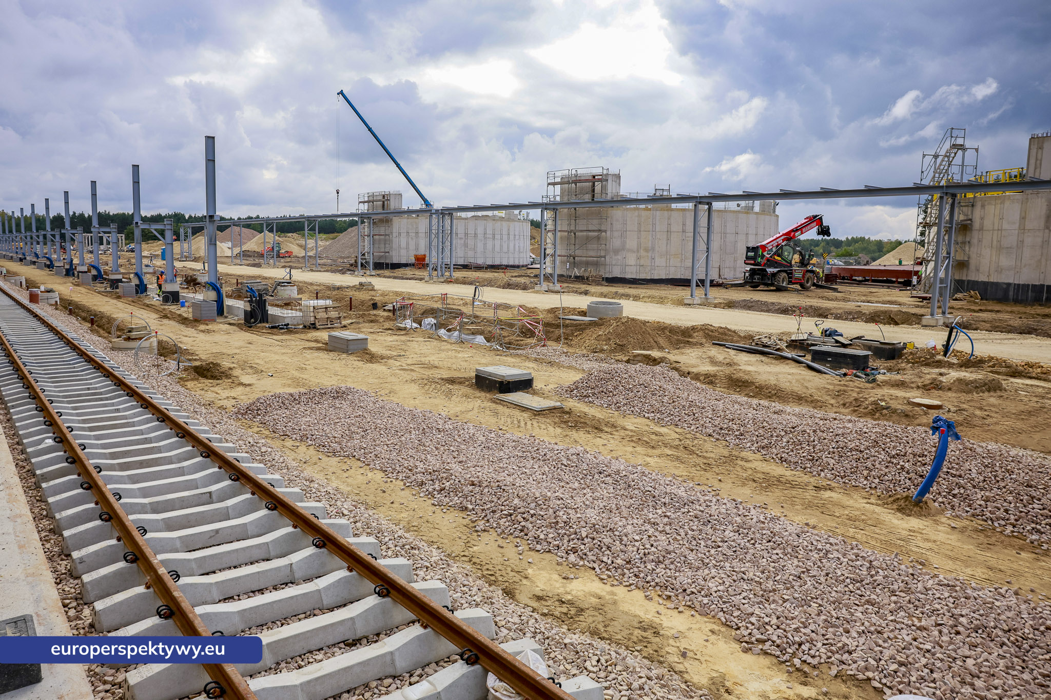 GTL Katowice Airport Nowa Baza Paliw Europerspektywy Nowy multimodalny węzeł przeładunkowy na lotnisku Katowice-Pyrzowice coraz bliżej ukończenia
