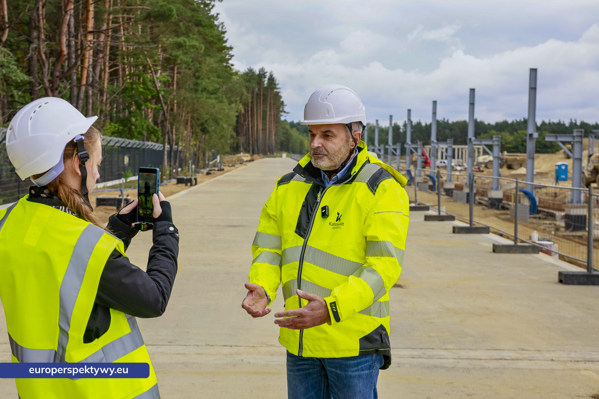 GTL Katowice Airport Nowa Baza Paliw Europerspektywy Nowy multimodalny węzeł przeładunkowy na lotnisku Katowice-Pyrzowice coraz bliżej ukończenia