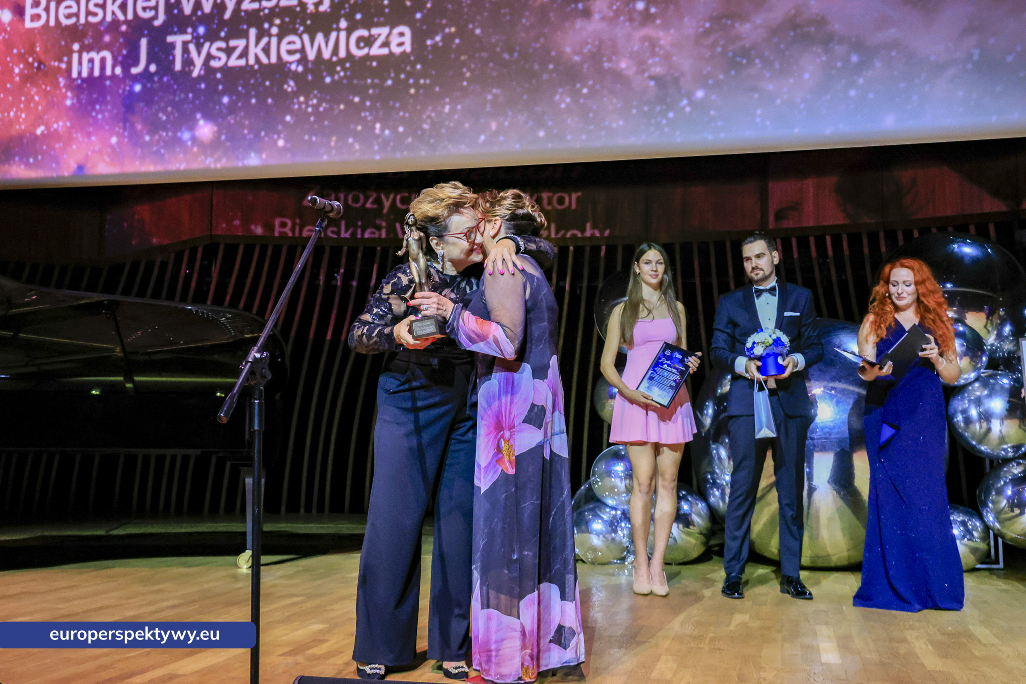 Europerspektywy XIV Kongres Kobiet Podbeskidzia: „Wszechświat Kobiet” pełen inspiracji i wyróżnień