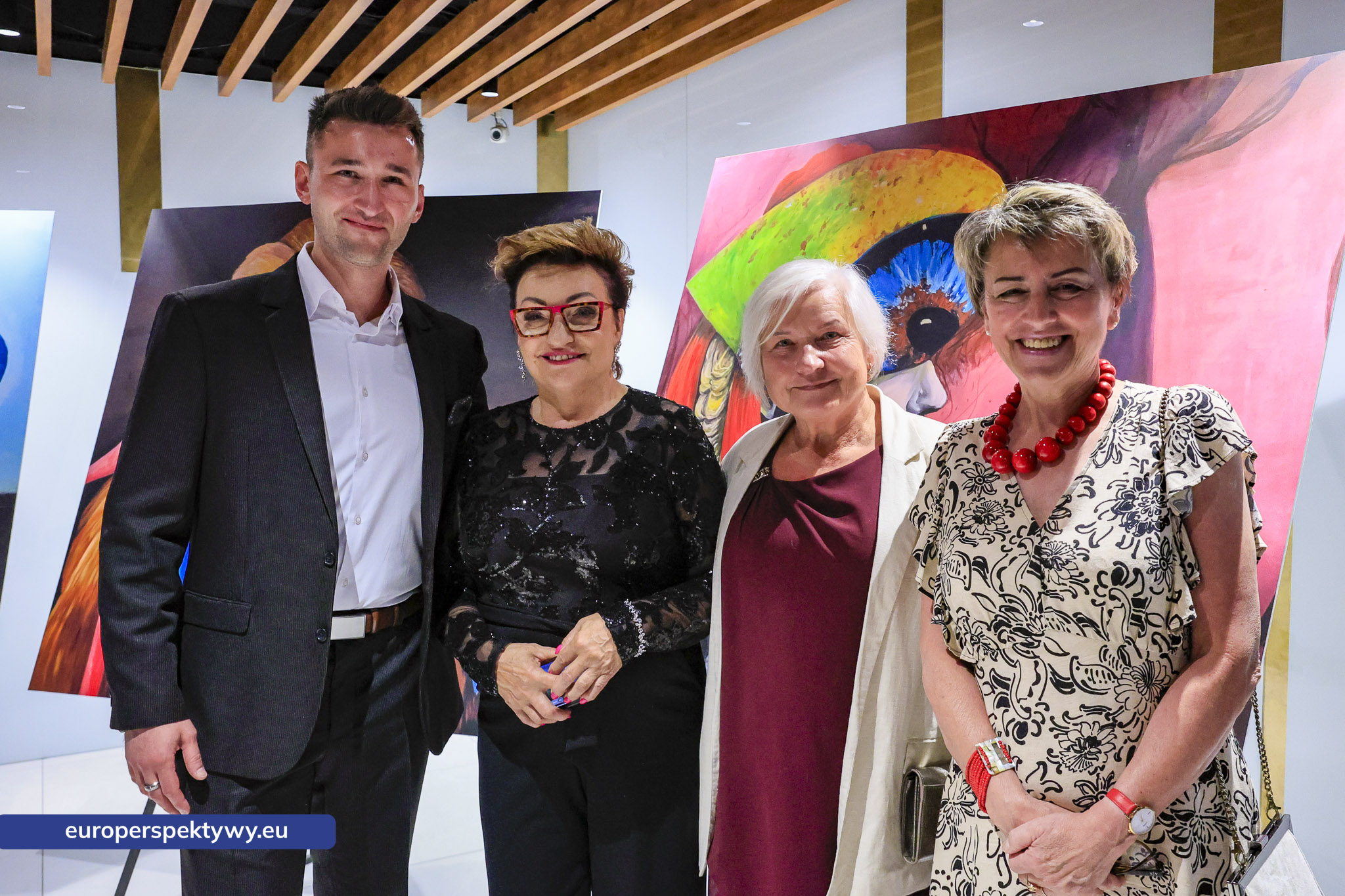 Gala Regionalnego Kongresu Kobiet Podbeskidzia 2025 Europerspektywy XIV Kongres Kobiet Podbeskidzia: „Wszechświat Kobiet” pełen inspiracji i wyróżnień