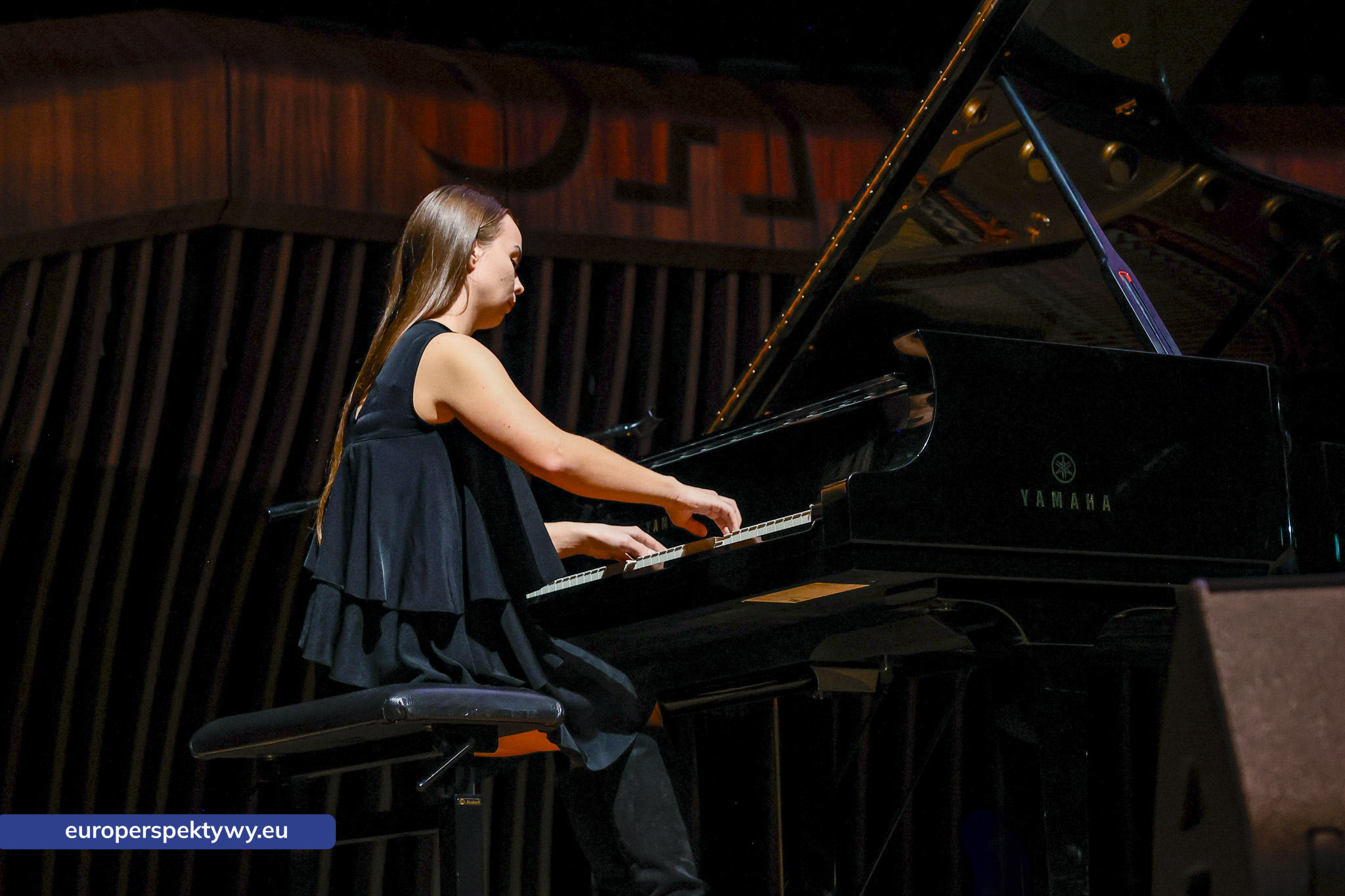 Gala Regionalnego Kongresu Kobiet Podbeskidzia 2025 Europerspektywy XIV Kongres Kobiet Podbeskidzia: „Wszechświat Kobiet” pełen inspiracji i wyróżnień