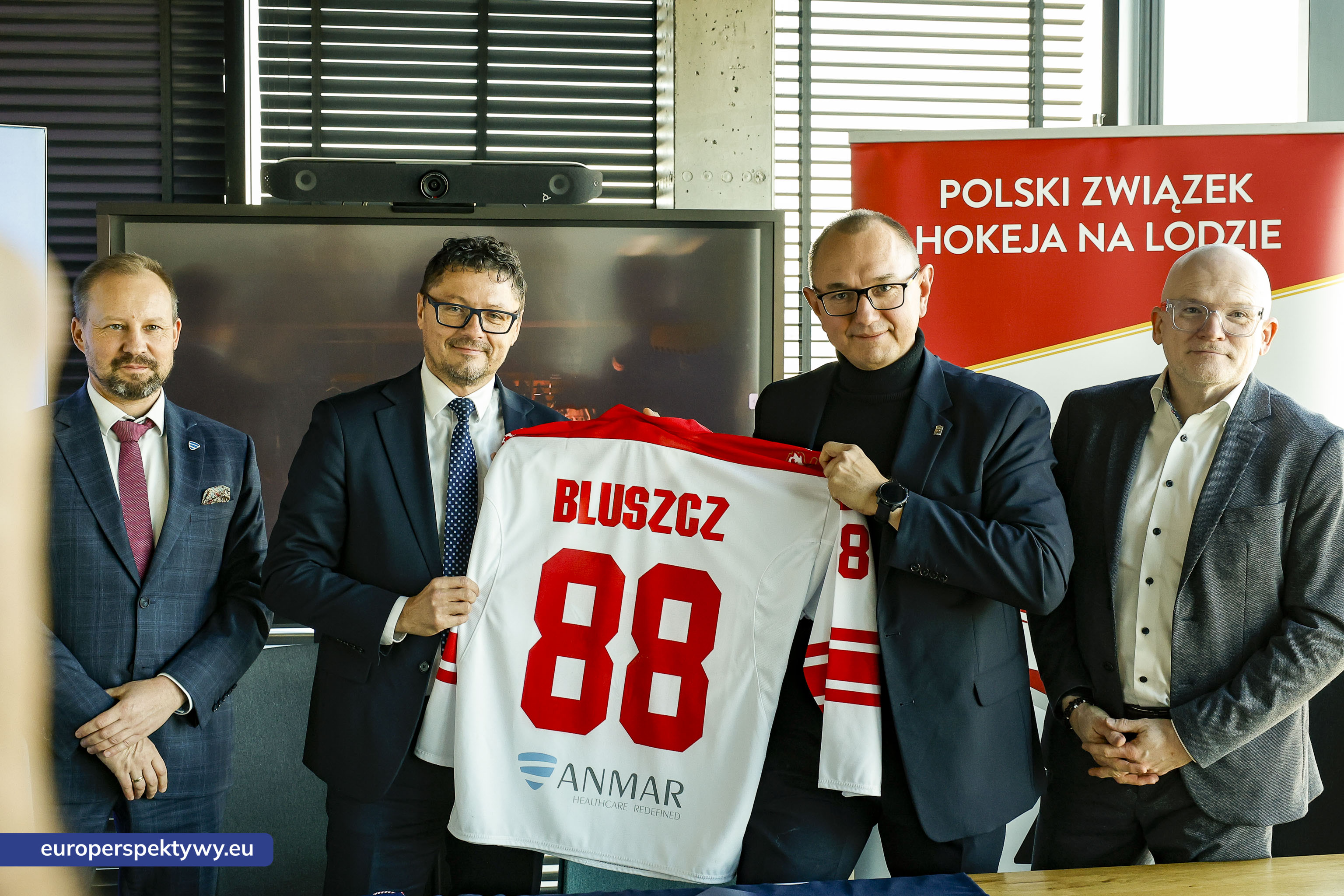 Anmar Umowa-18 Europerspektywy Grupa Anmar wspiera reprezentację Polski w hokeju na lodzie – od Tychów po Sosnowiec Cup