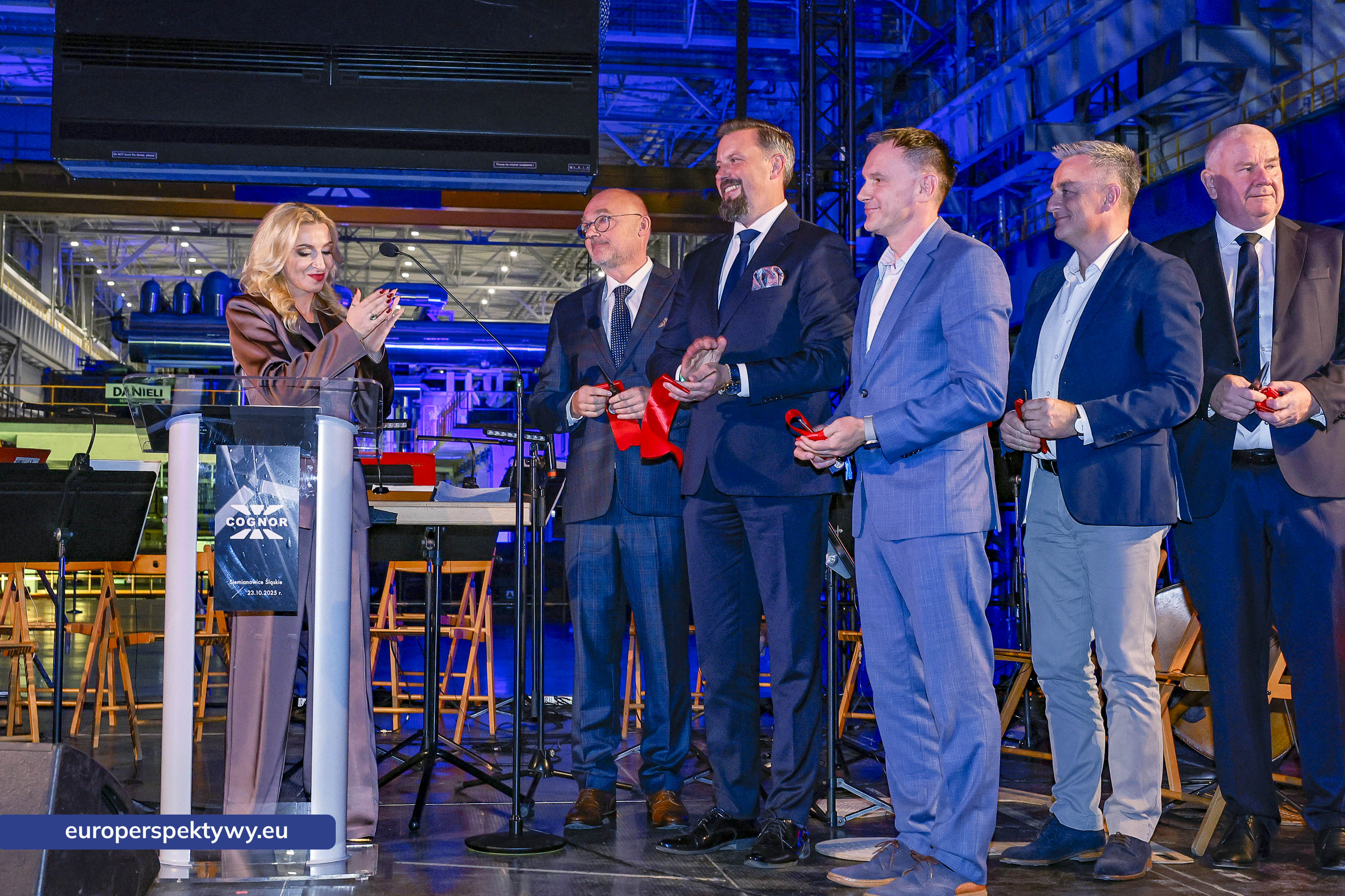 Europerspektywy Nowoczesna walcownia Cognor SA Oddział Ferrostal w Siemianowicach Śląskich już otwarta