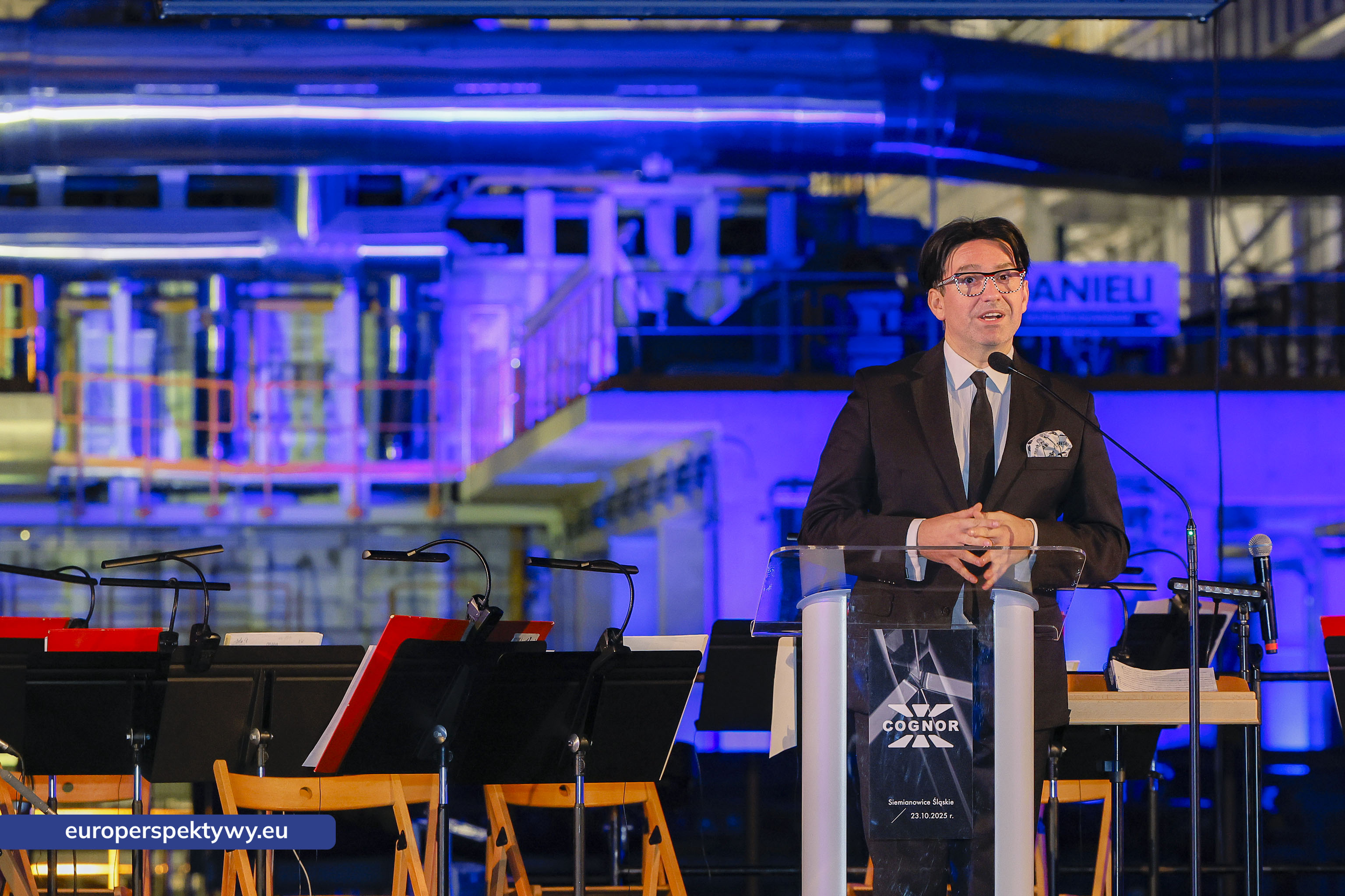 Europerspektywy Nowoczesna walcownia Cognor SA Oddział Ferrostal w Siemianowicach Śląskich już otwarta