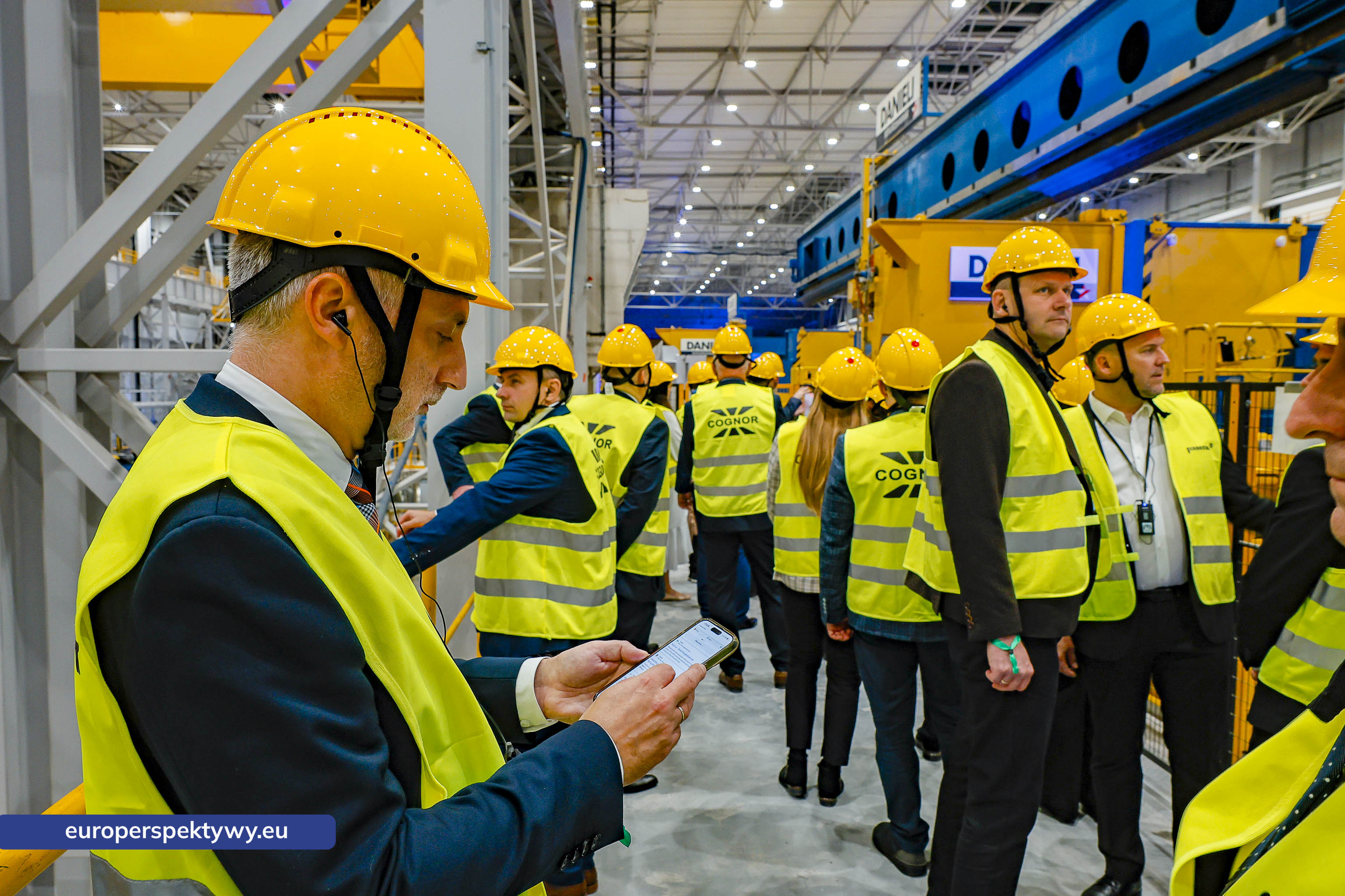 Europerspektywy Nowoczesna walcownia Cognor SA Oddział Ferrostal w Siemianowicach Śląskich już otwarta