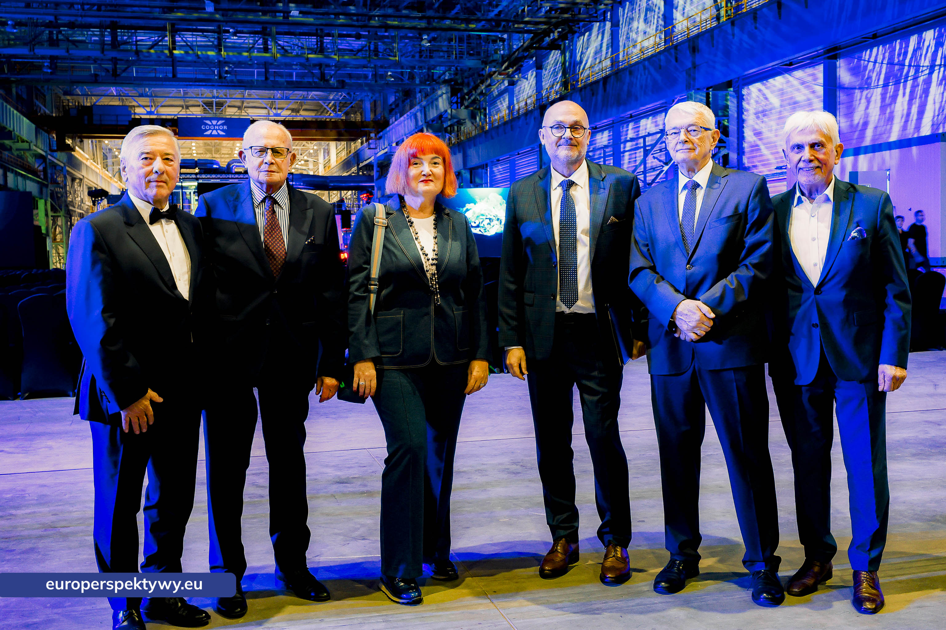 Europerspektywy Nowoczesna walcownia Cognor SA Oddział Ferrostal w Siemianowicach Śląskich już otwarta