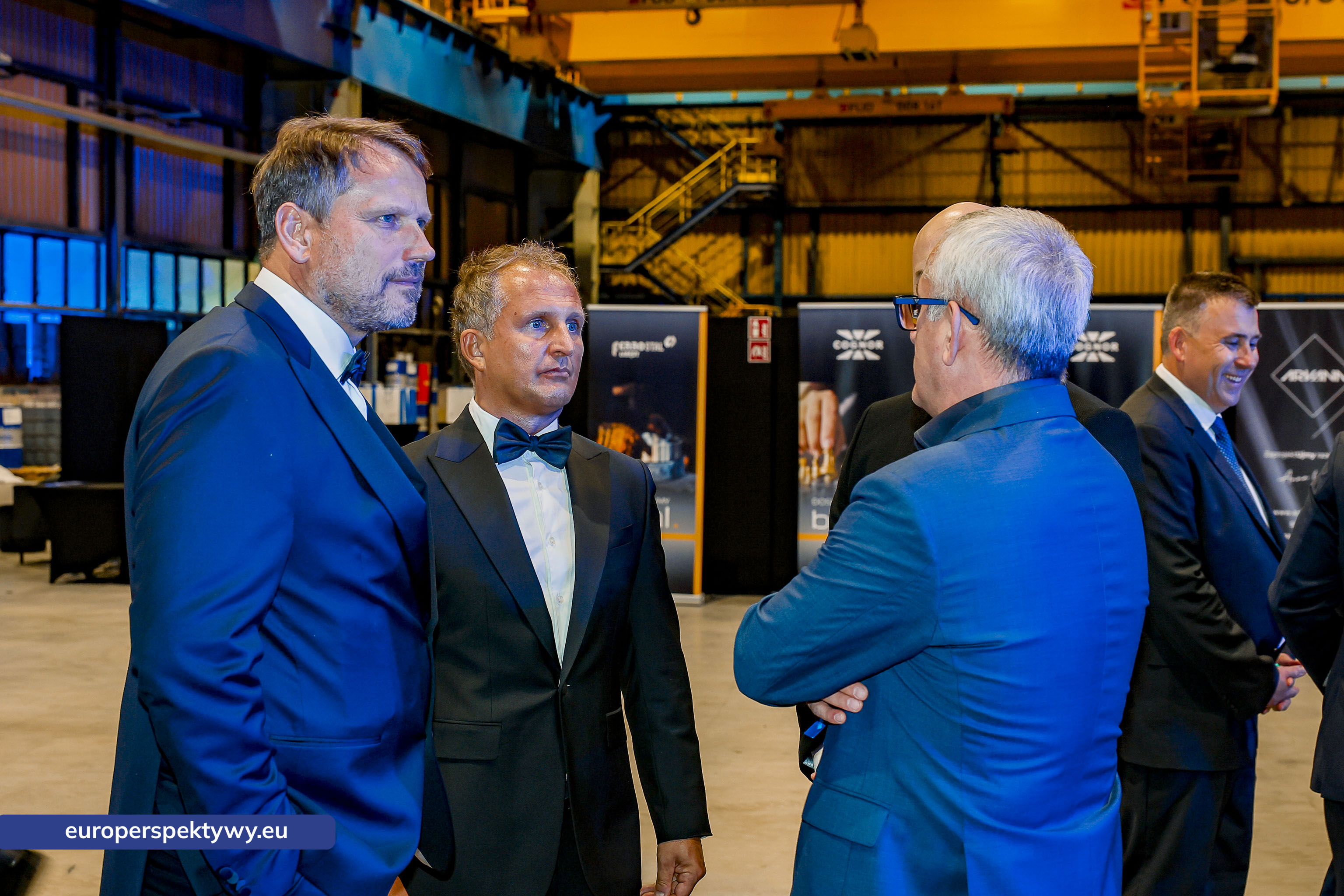 Europerspektywy Nowoczesna walcownia Cognor SA Oddział Ferrostal w Siemianowicach Śląskich już otwarta