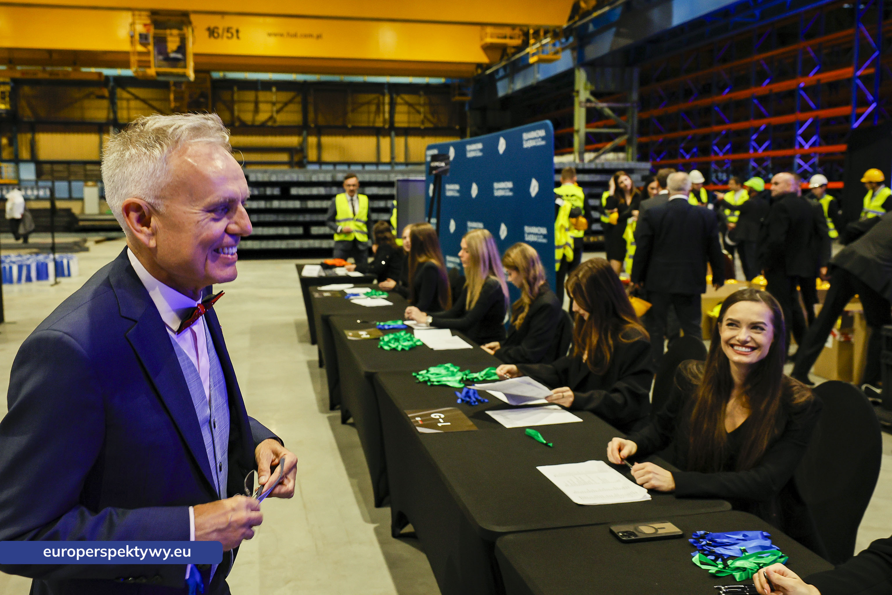 Europerspektywy Nowoczesna walcownia Cognor SA Oddział Ferrostal w Siemianowicach Śląskich już otwarta