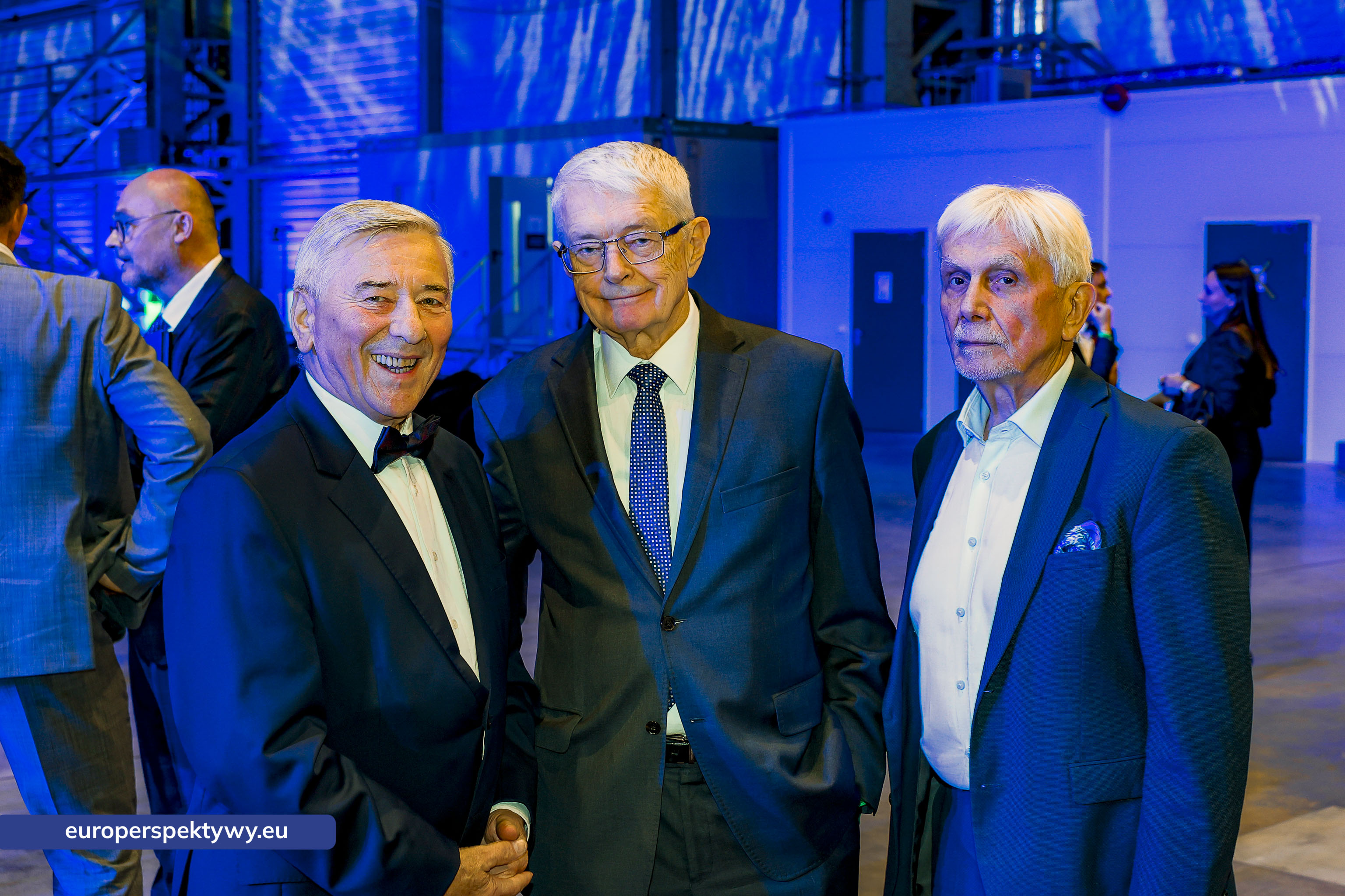 Europerspektywy Nowoczesna walcownia Cognor SA Oddział Ferrostal w Siemianowicach Śląskich już otwarta