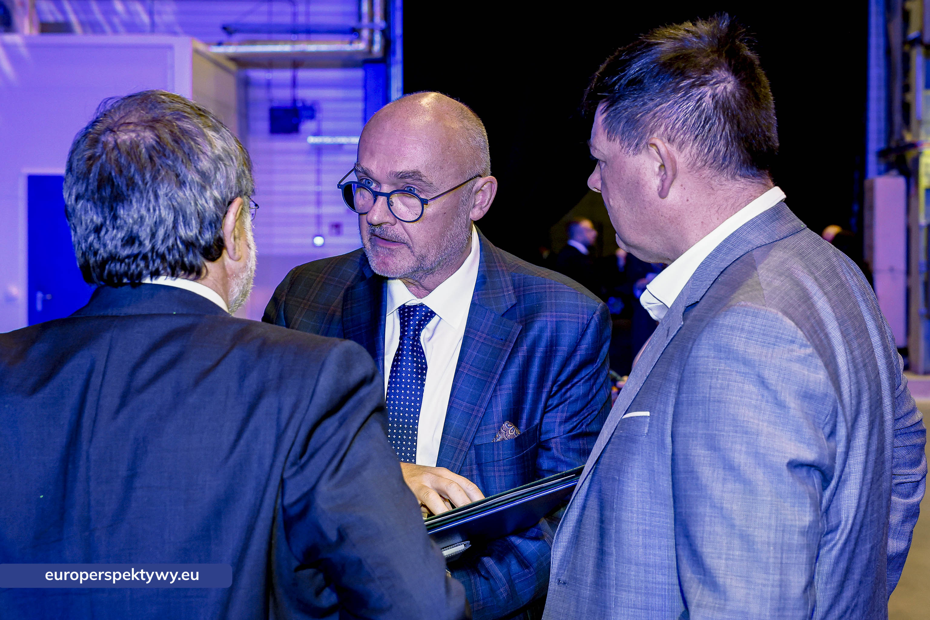 Europerspektywy Nowoczesna walcownia Cognor SA Oddział Ferrostal w Siemianowicach Śląskich już otwarta