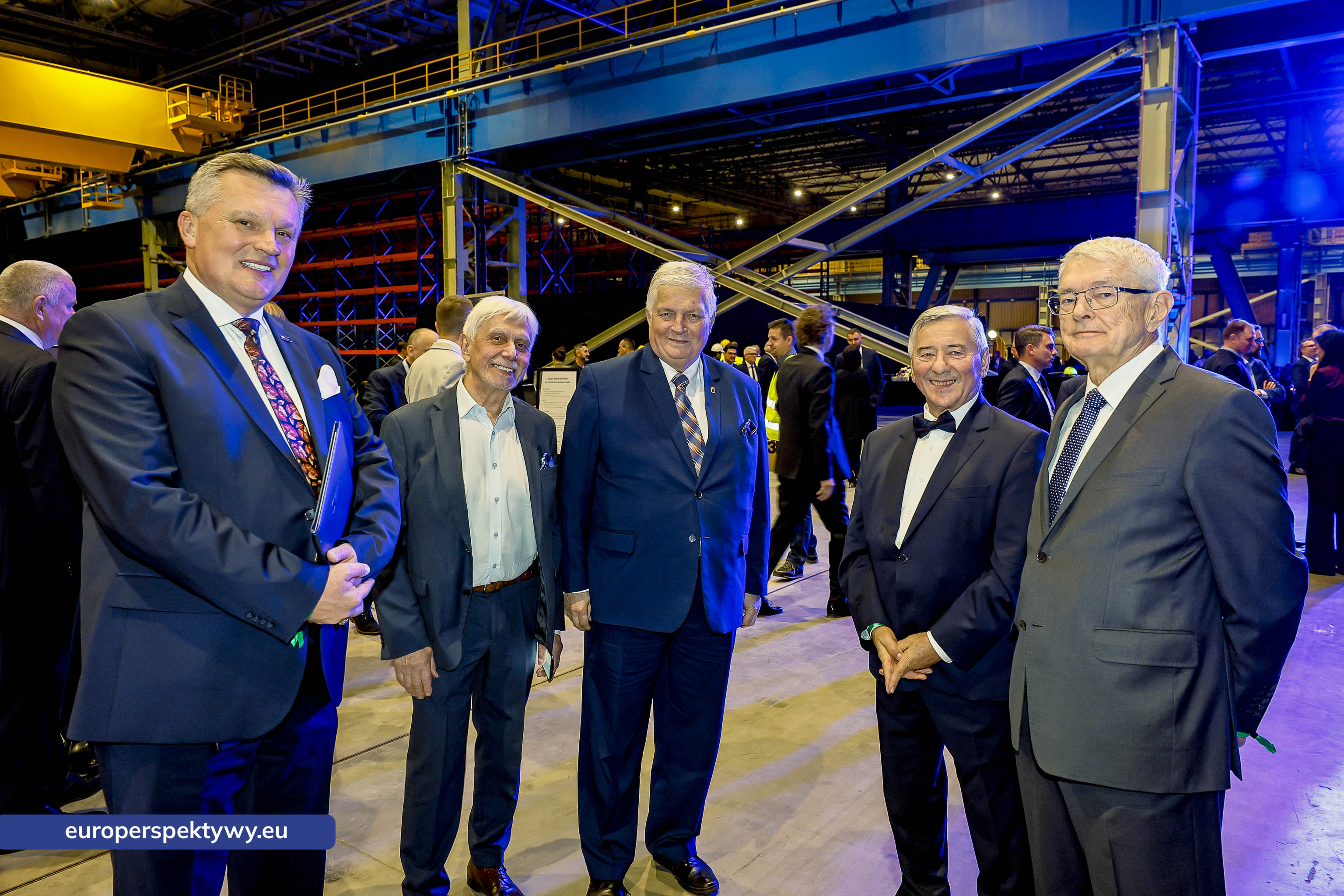 Europerspektywy Nowoczesna walcownia Cognor SA Oddział Ferrostal w Siemianowicach Śląskich już otwarta