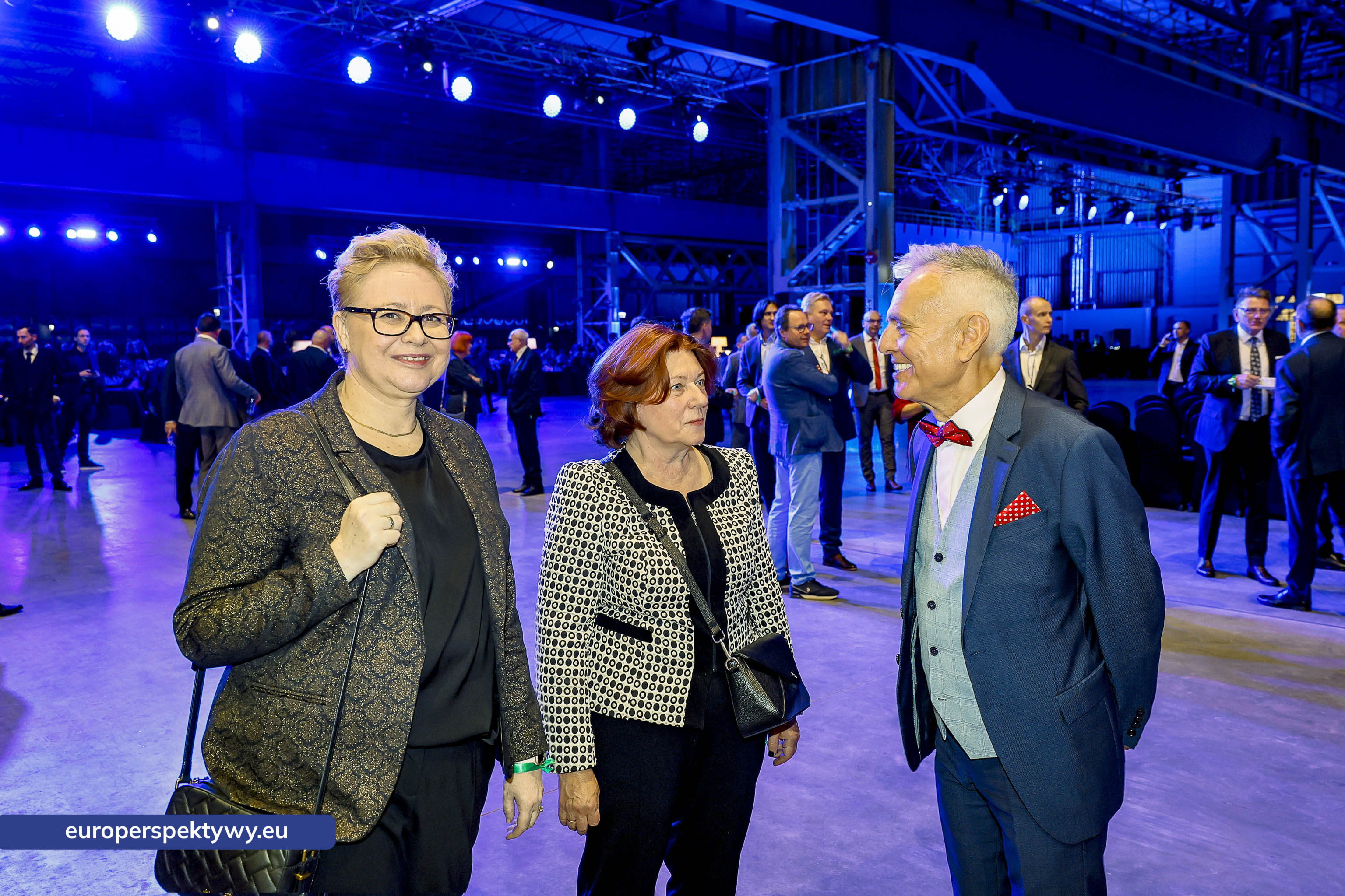 Europerspektywy Nowoczesna walcownia Cognor SA Oddział Ferrostal w Siemianowicach Śląskich już otwarta