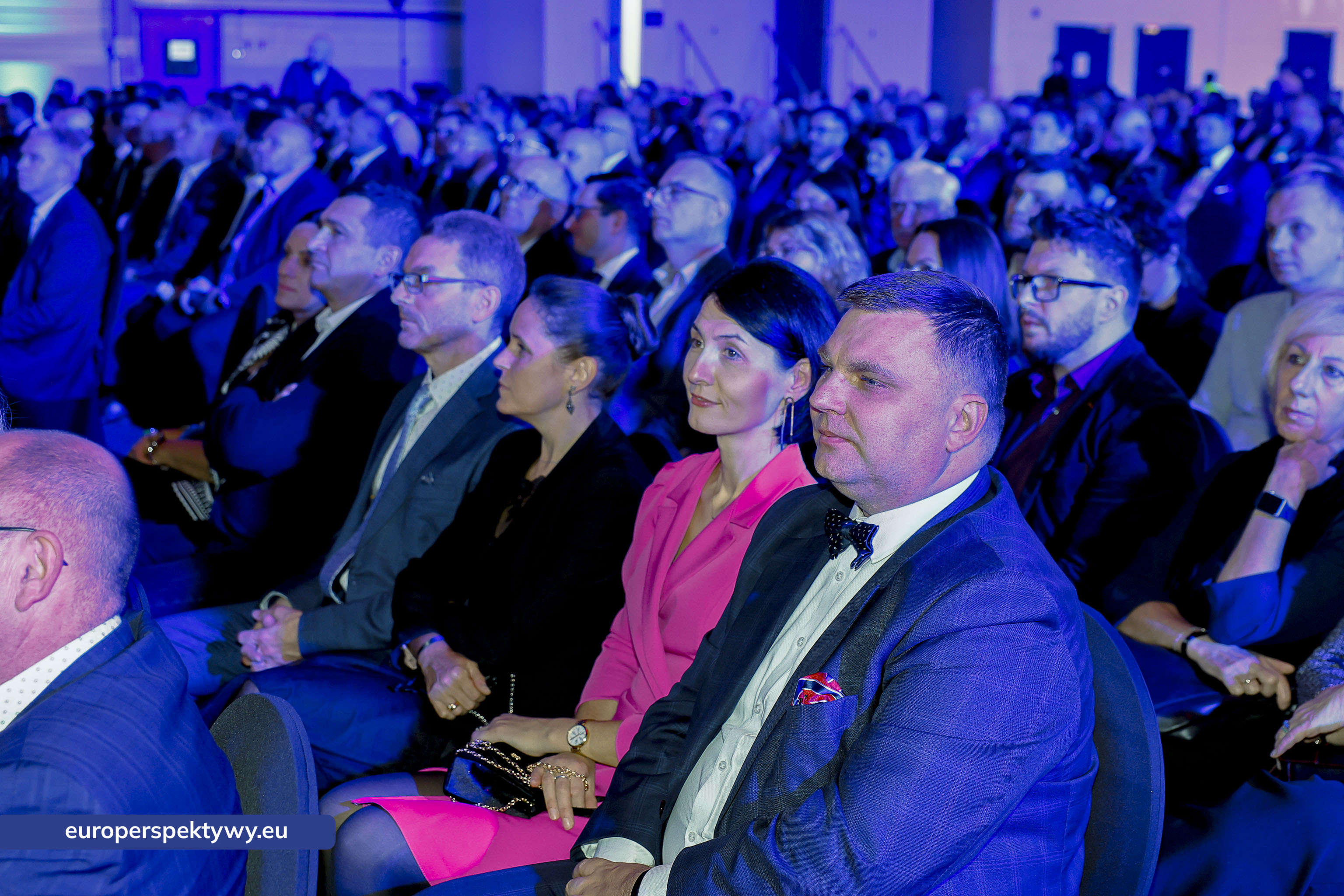 Europerspektywy Nowoczesna walcownia Cognor SA Oddział Ferrostal w Siemianowicach Śląskich już otwarta