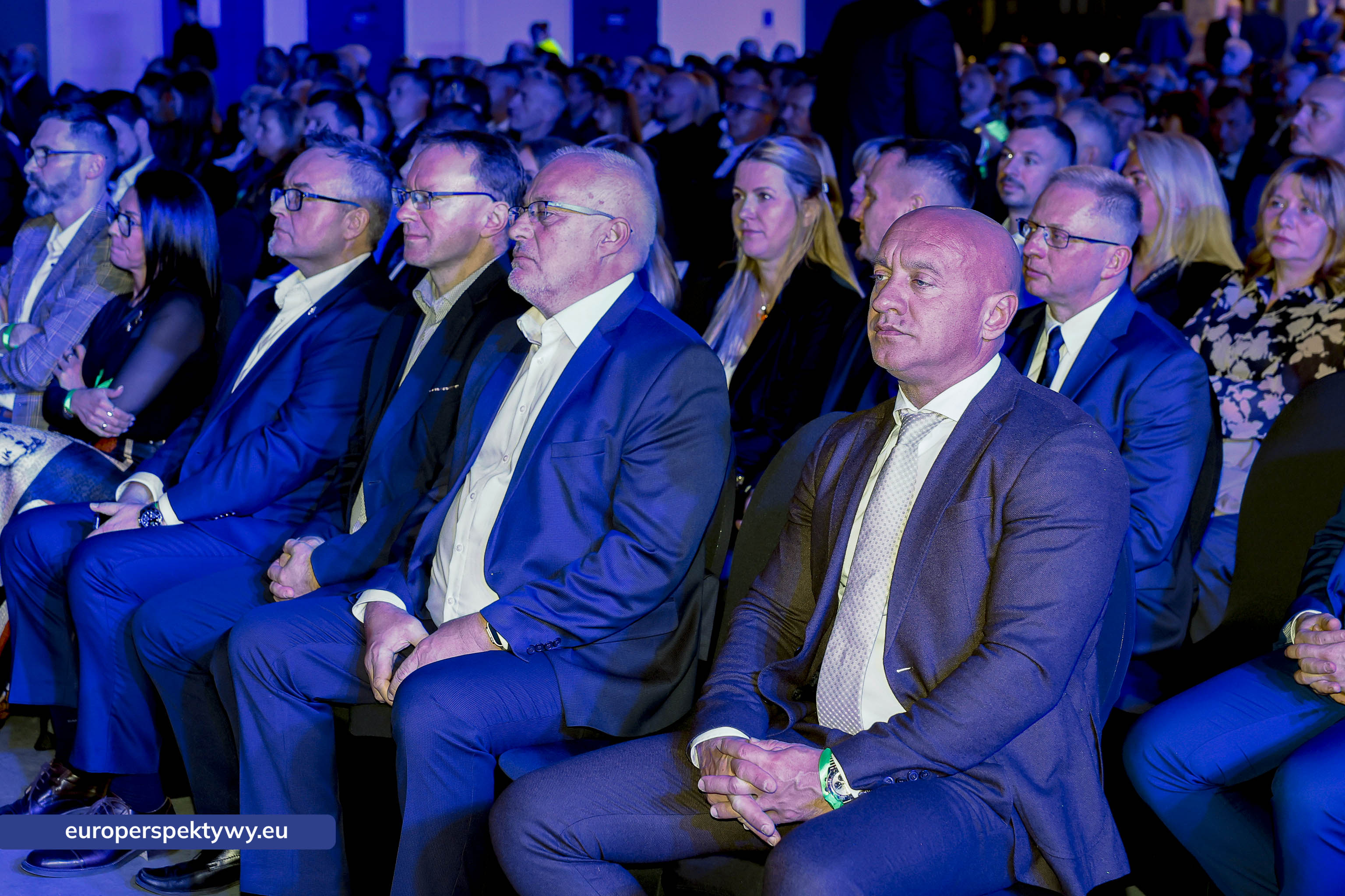 Europerspektywy Nowoczesna walcownia Cognor SA Oddział Ferrostal w Siemianowicach Śląskich już otwarta