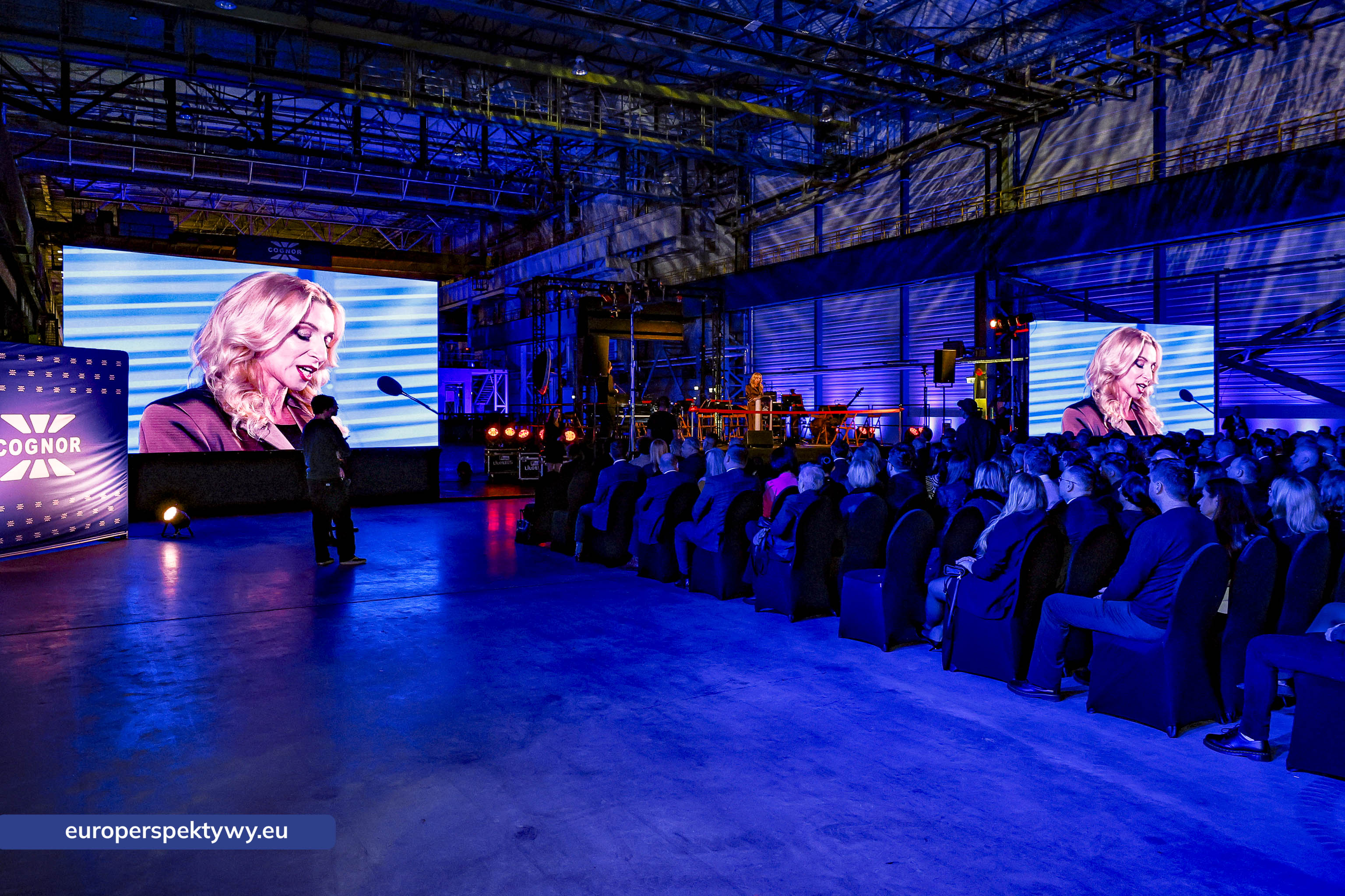Europerspektywy Nowoczesna walcownia Cognor SA Oddział Ferrostal w Siemianowicach Śląskich już otwarta