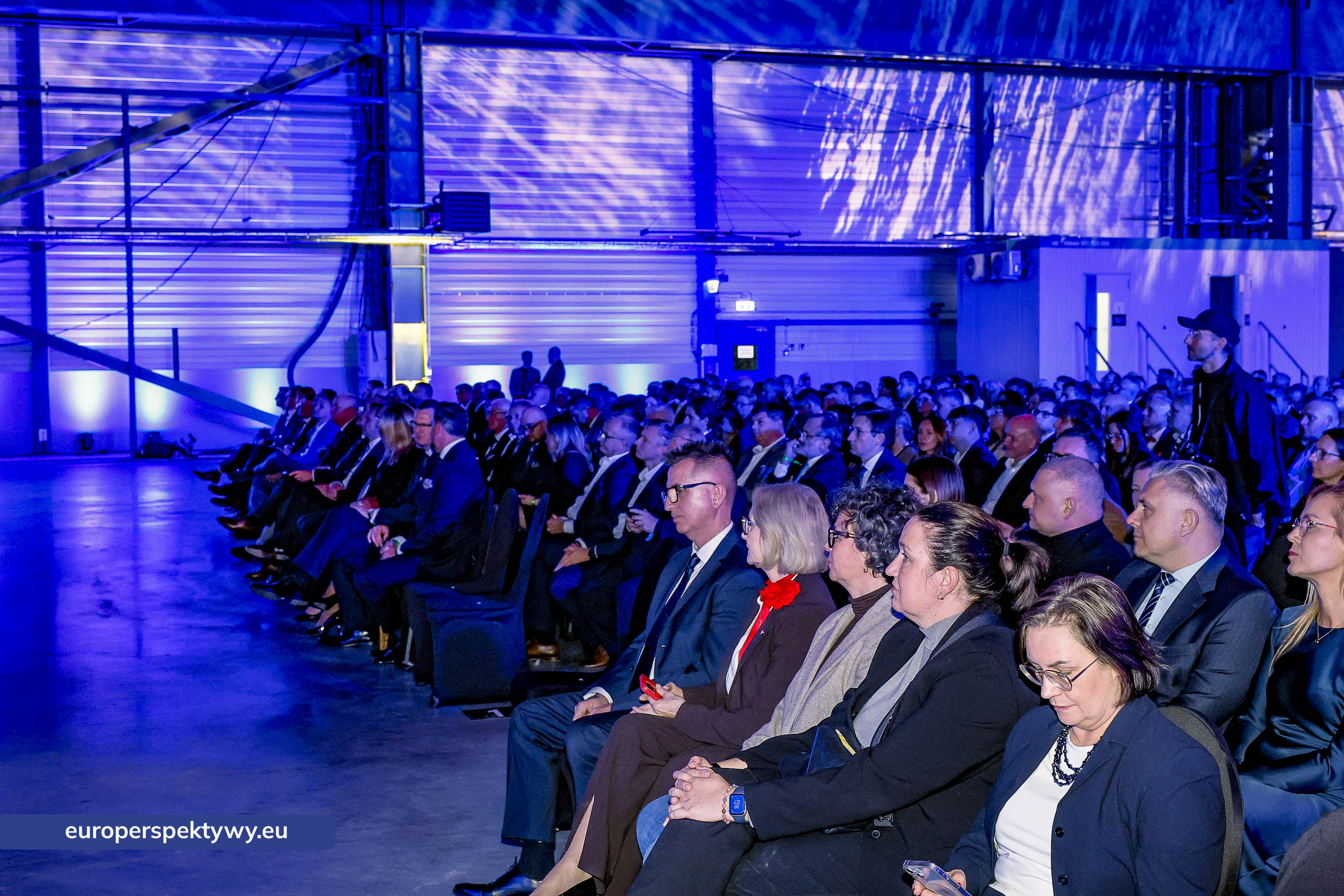 Europerspektywy Nowoczesna walcownia Cognor SA Oddział Ferrostal w Siemianowicach Śląskich już otwarta