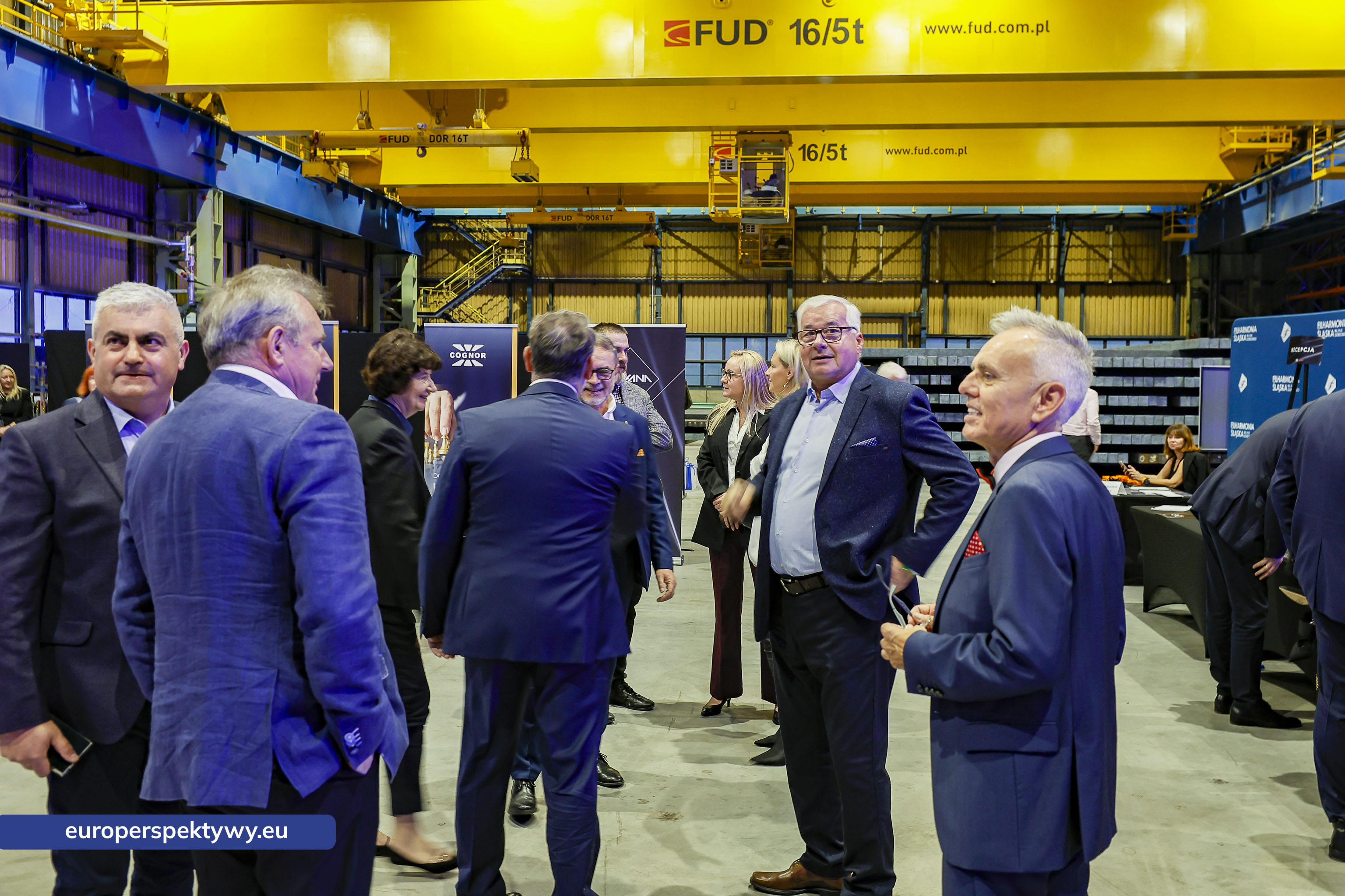 Europerspektywy Nowoczesna walcownia Cognor SA Oddział Ferrostal w Siemianowicach Śląskich już otwarta