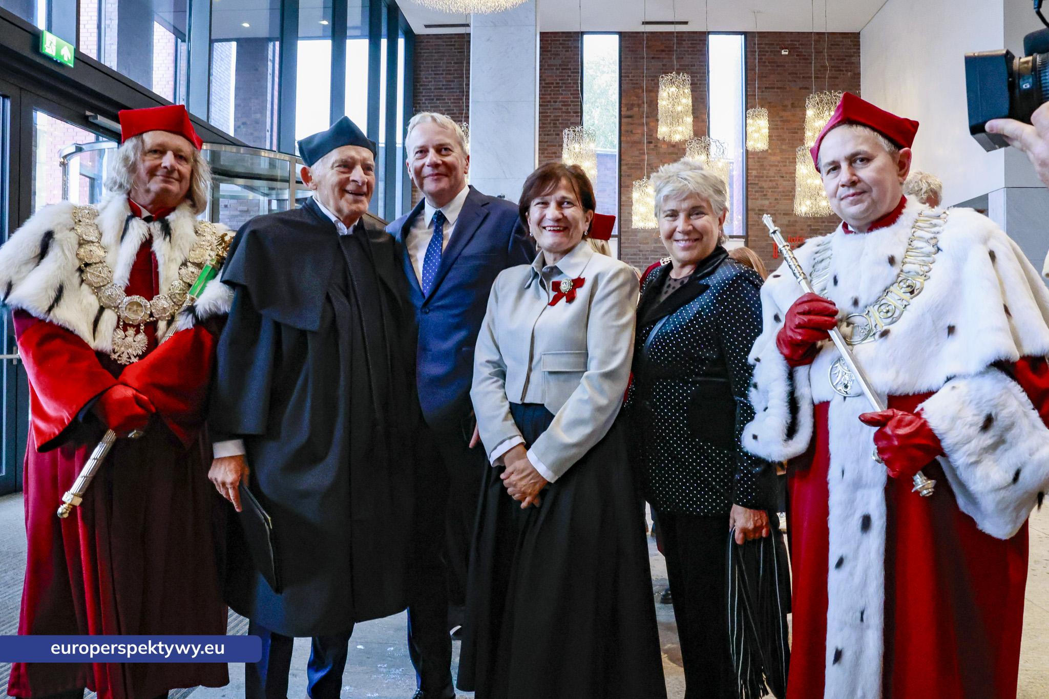 Międzyuczelniana Inauguracja Roku Akademickiego 2025 Europerspektywy Międzyuczelniana Inauguracja Roku Akademickiego 2025/2026 w Katowicach