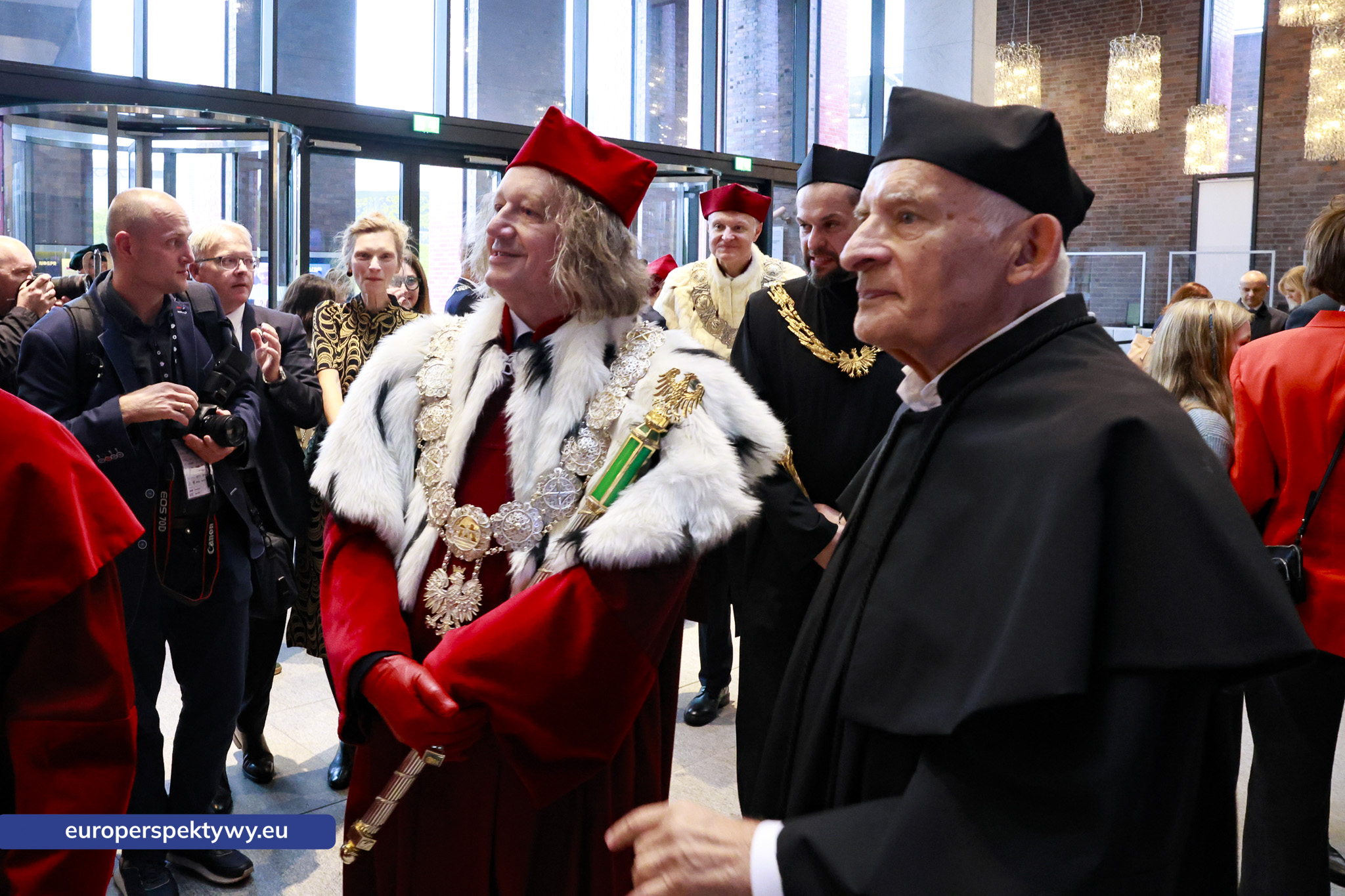 Międzyuczelniana Inauguracja Roku Akademickiego 2025 Europerspektywy Międzyuczelniana Inauguracja Roku Akademickiego 2025/2026 w Katowicach