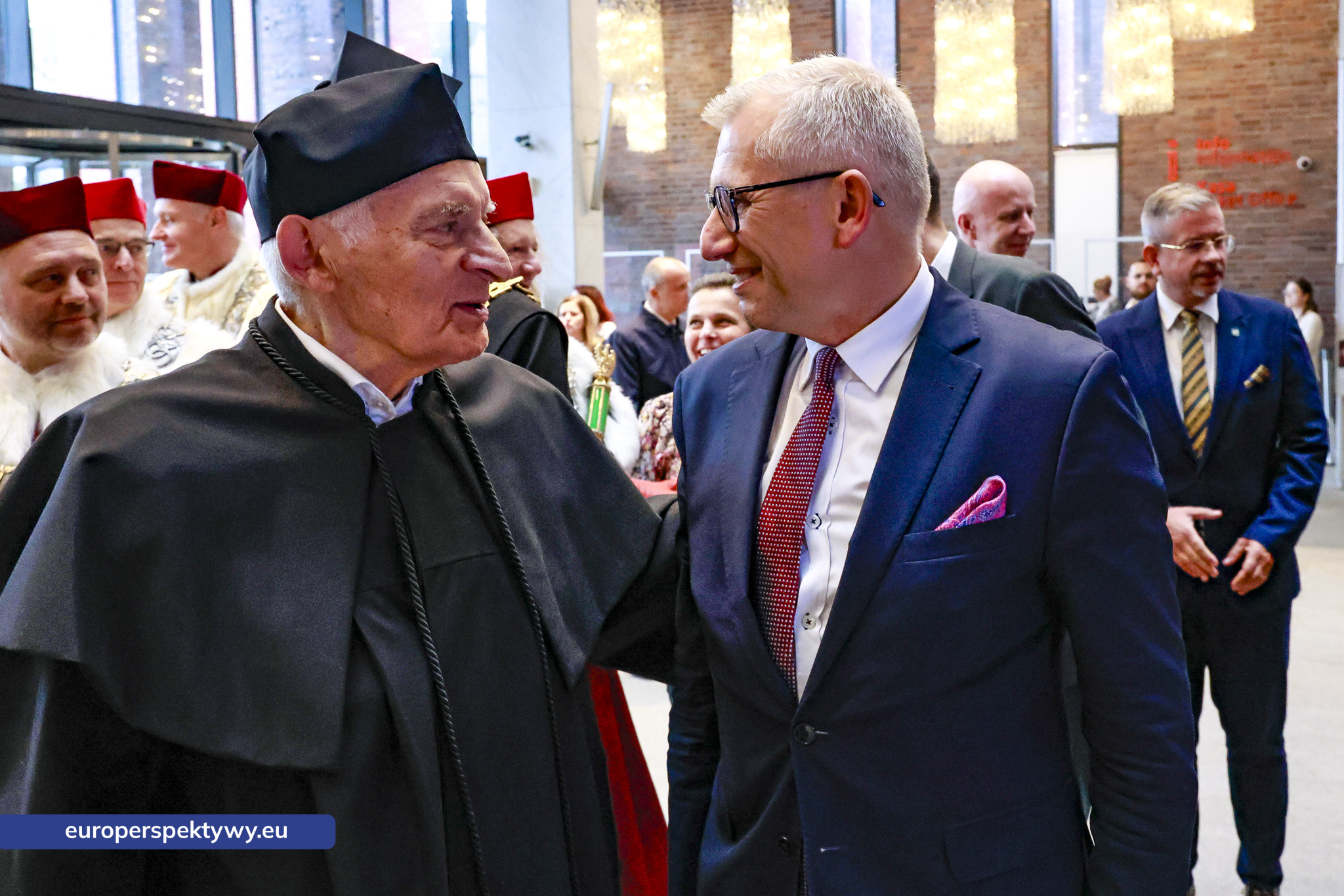 Międzyuczelniana Inauguracja Roku Akademickiego 2025 Europerspektywy Międzyuczelniana Inauguracja Roku Akademickiego 2025/2026 w Katowicach