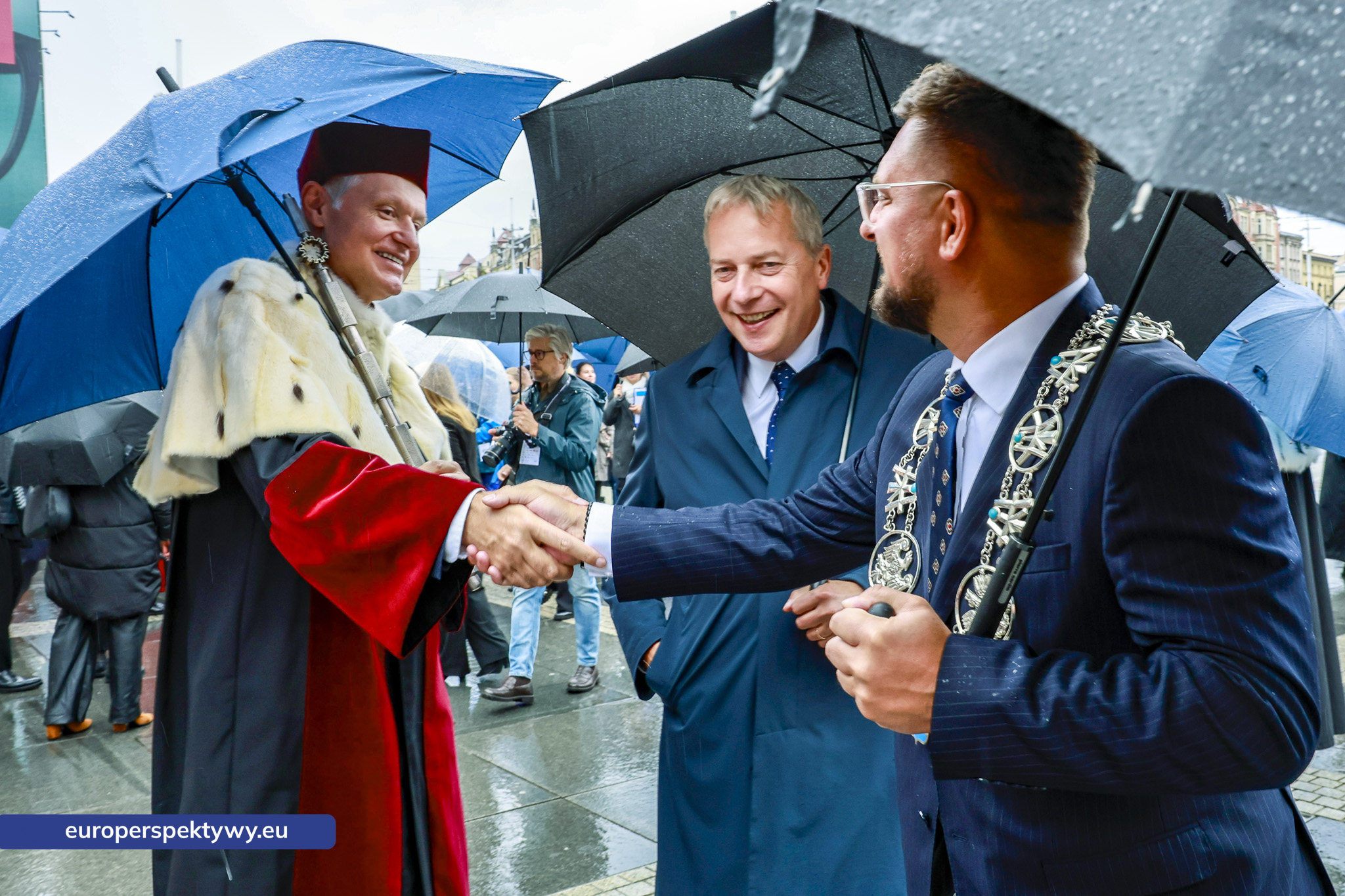 Międzyuczelniana Inauguracja Roku Akademickiego 2025 Europerspektywy Międzyuczelniana Inauguracja Roku Akademickiego 2025/2026 w Katowicach