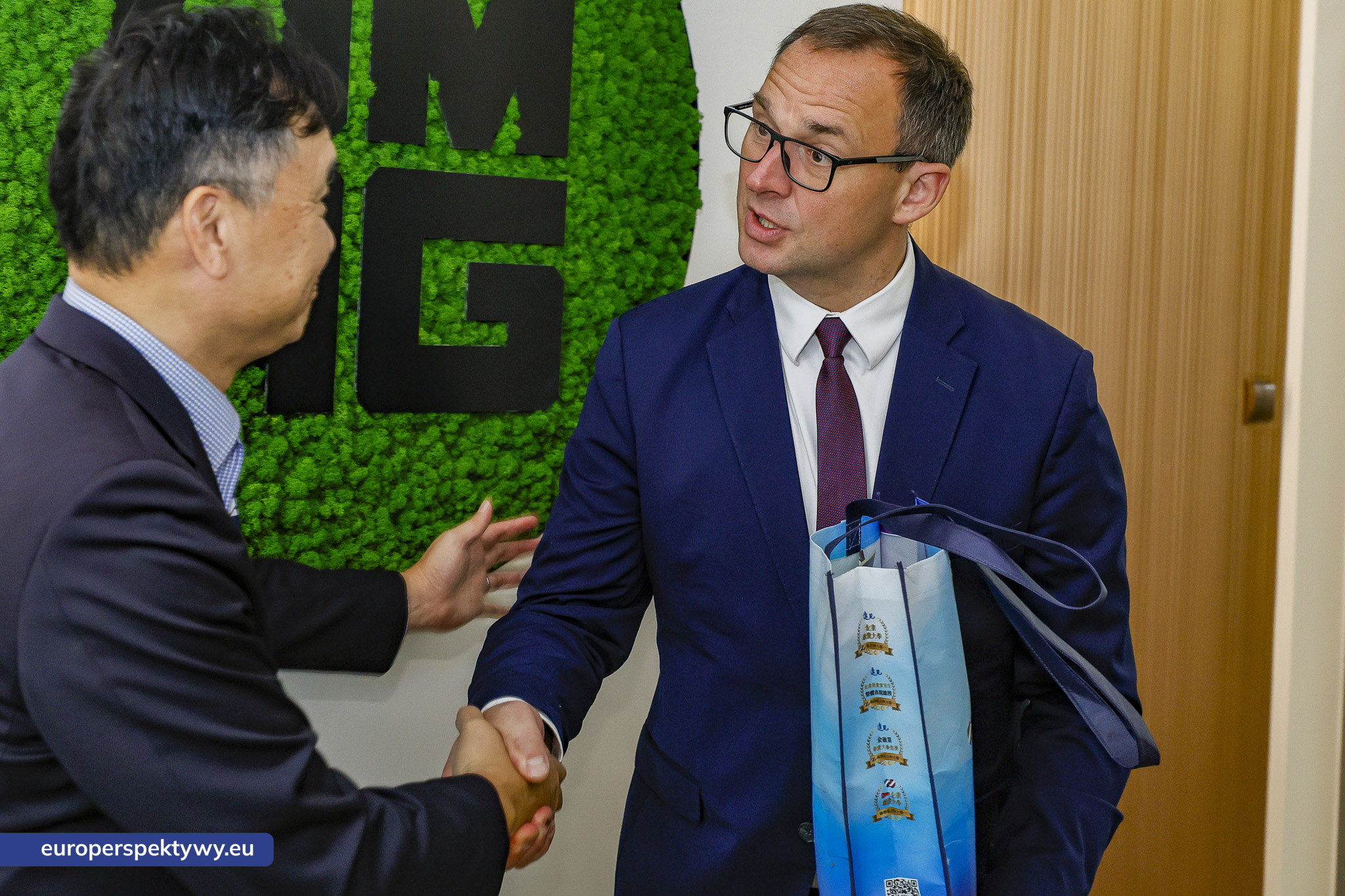 Europerspektywy Drugi dzień Polsko–Tajwańskiego Forum Biznesowego: wizyta studyjna w OMAG