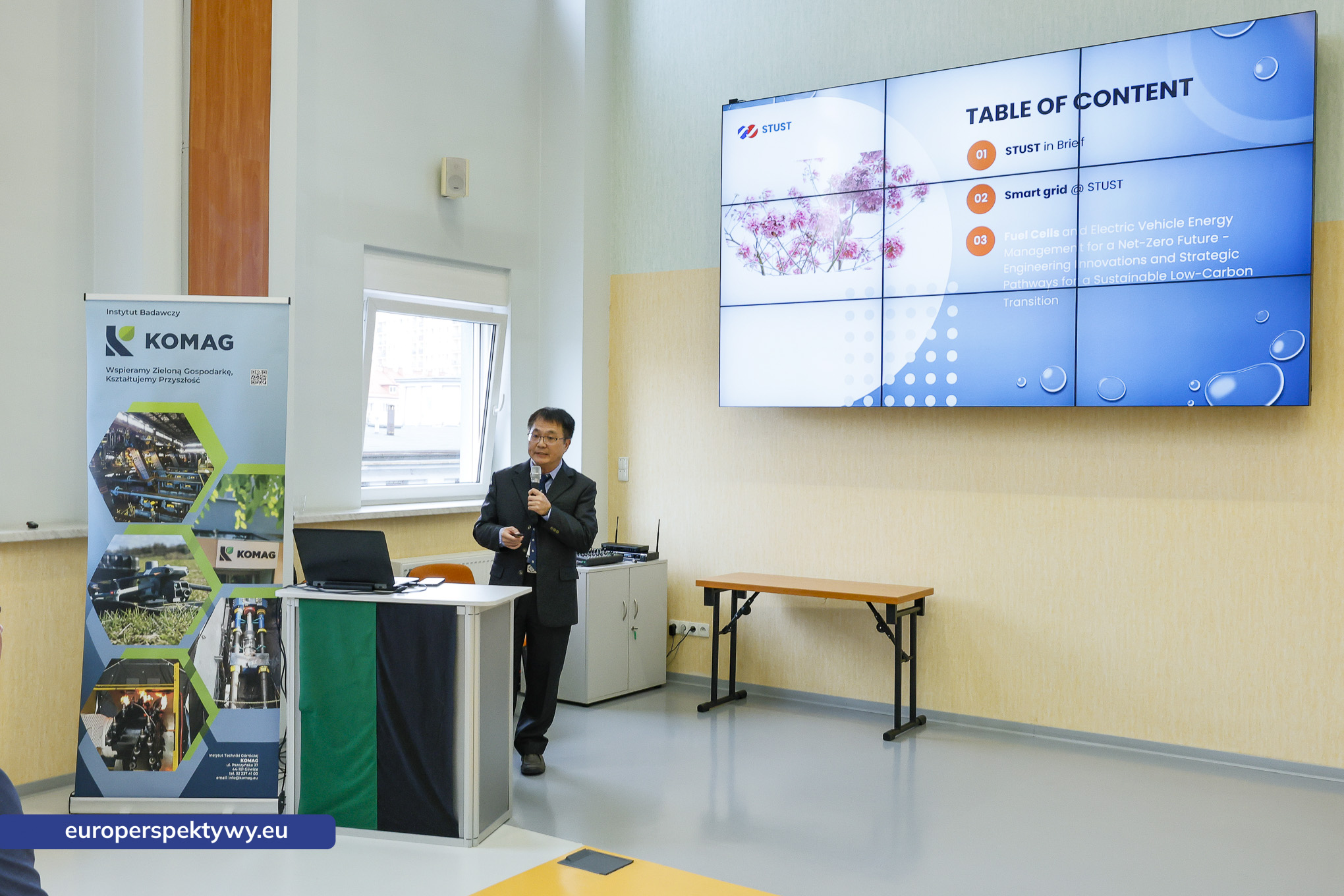 Komag Seminarium 2025 dzień 1 Polska-Tajwan-46 Europerspektywy Polsko-Tajwańskie Forum Technologiczne 2025 w KOMAG – innowacje, współpraca i cyfrowa przyszłość