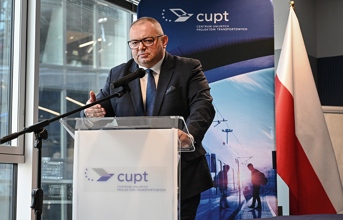 Europerspektywy Umowy na dofinansowanie zakupu pociągów dla Kolei Śląskich podpisane