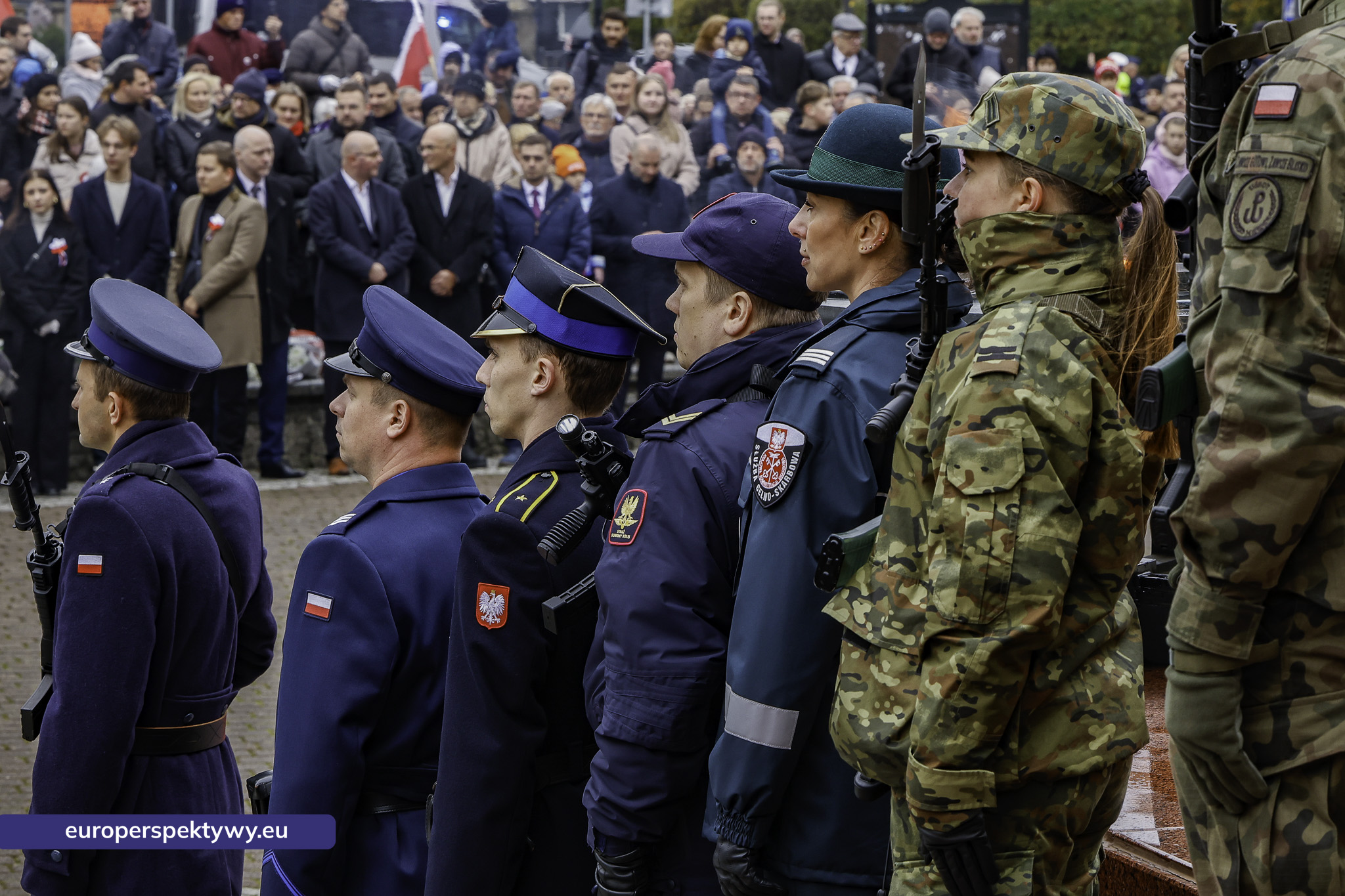 Narodowe Święto Niepodległości w Katowicach przed pomnikiem Józefa Piłsudskiego-24 Europerspektywy Święto Niepodległości: wojewódzkie obchody w Katowicach