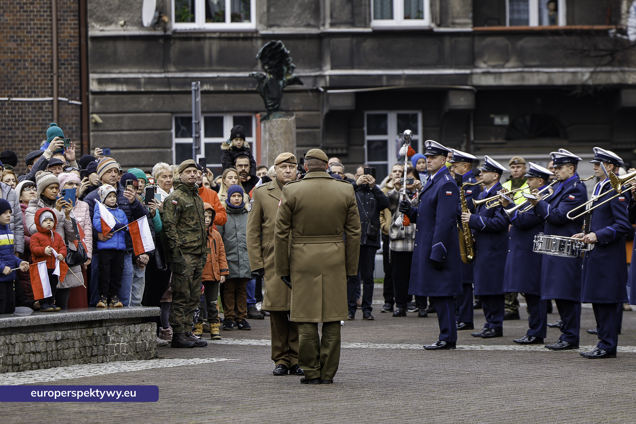 Narodowe Święto Niepodległości w Katowicach przed pomnikiem Józefa Piłsudskiego-28 Europerspektywy Święto Niepodległości: wojewódzkie obchody w Katowicach