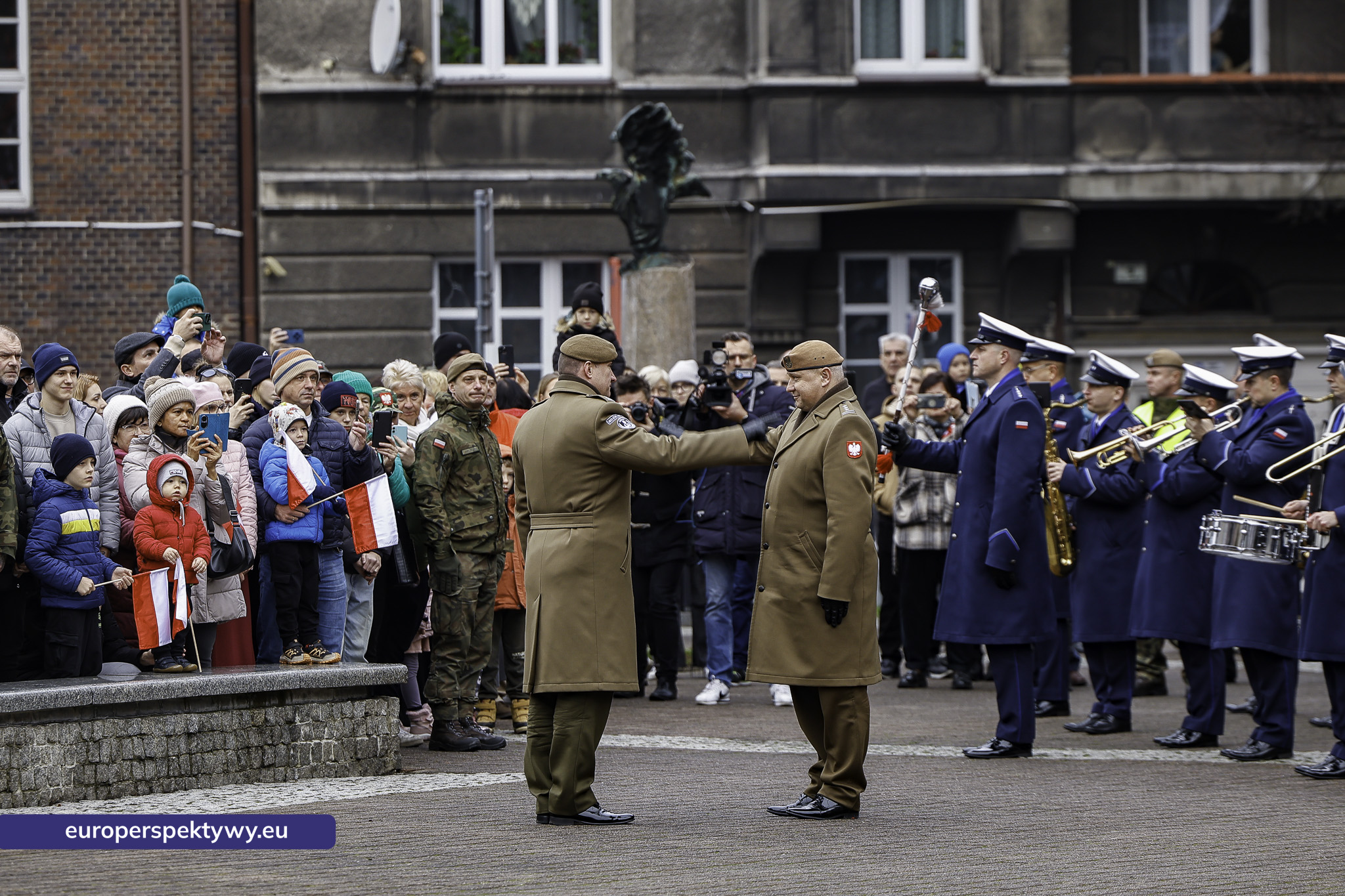 Narodowe Święto Niepodległości w Katowicach przed pomnikiem Józefa Piłsudskiego-30 Europerspektywy Święto Niepodległości: wojewódzkie obchody w Katowicach