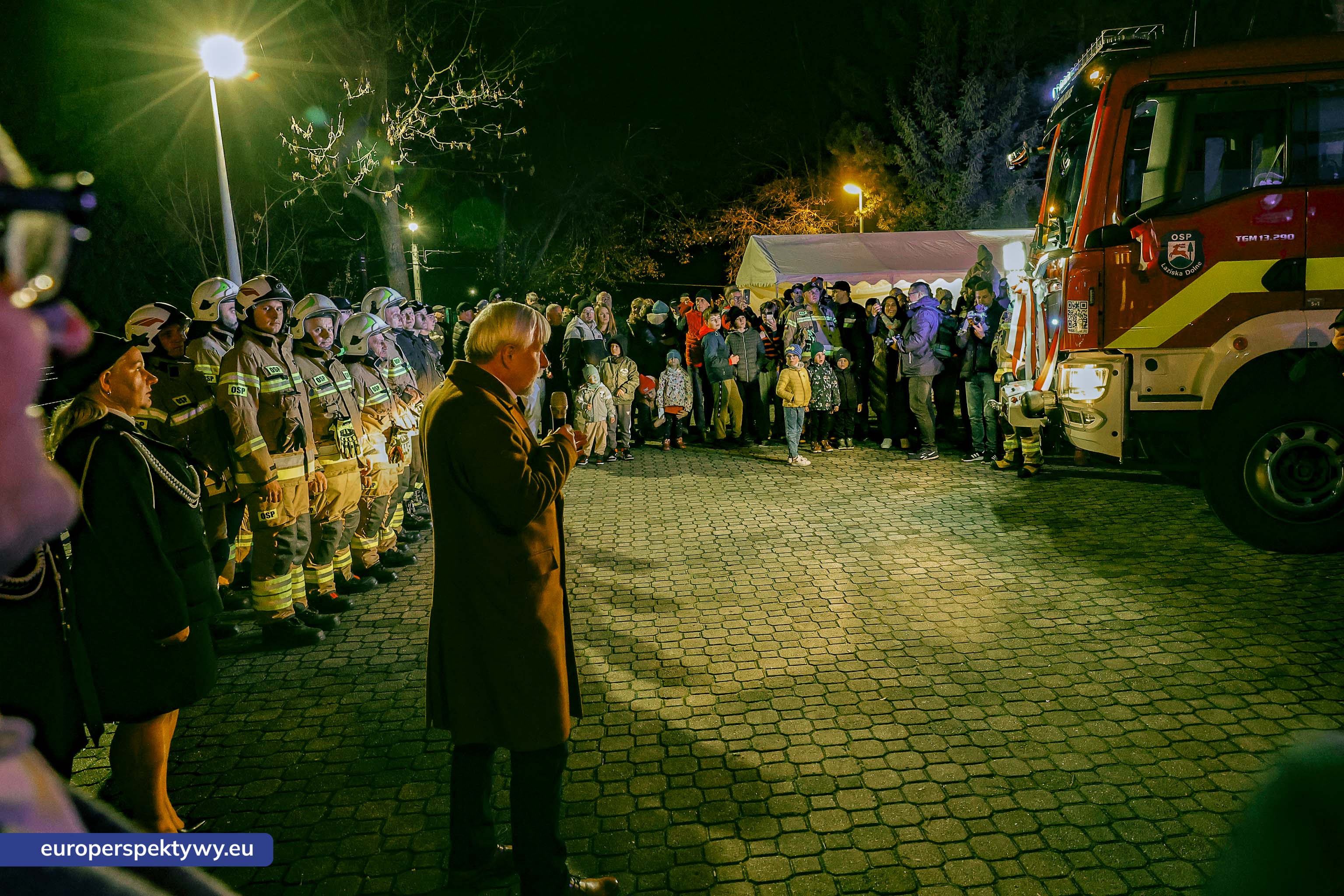 OSP Łaziska Dolne-12 Europerspektywy Nowy wóz bojowy ratowniczo-gaśniczy zasilił flotę OSP Łaziska Dolne dzięki wsparciu WFOŚiGW
