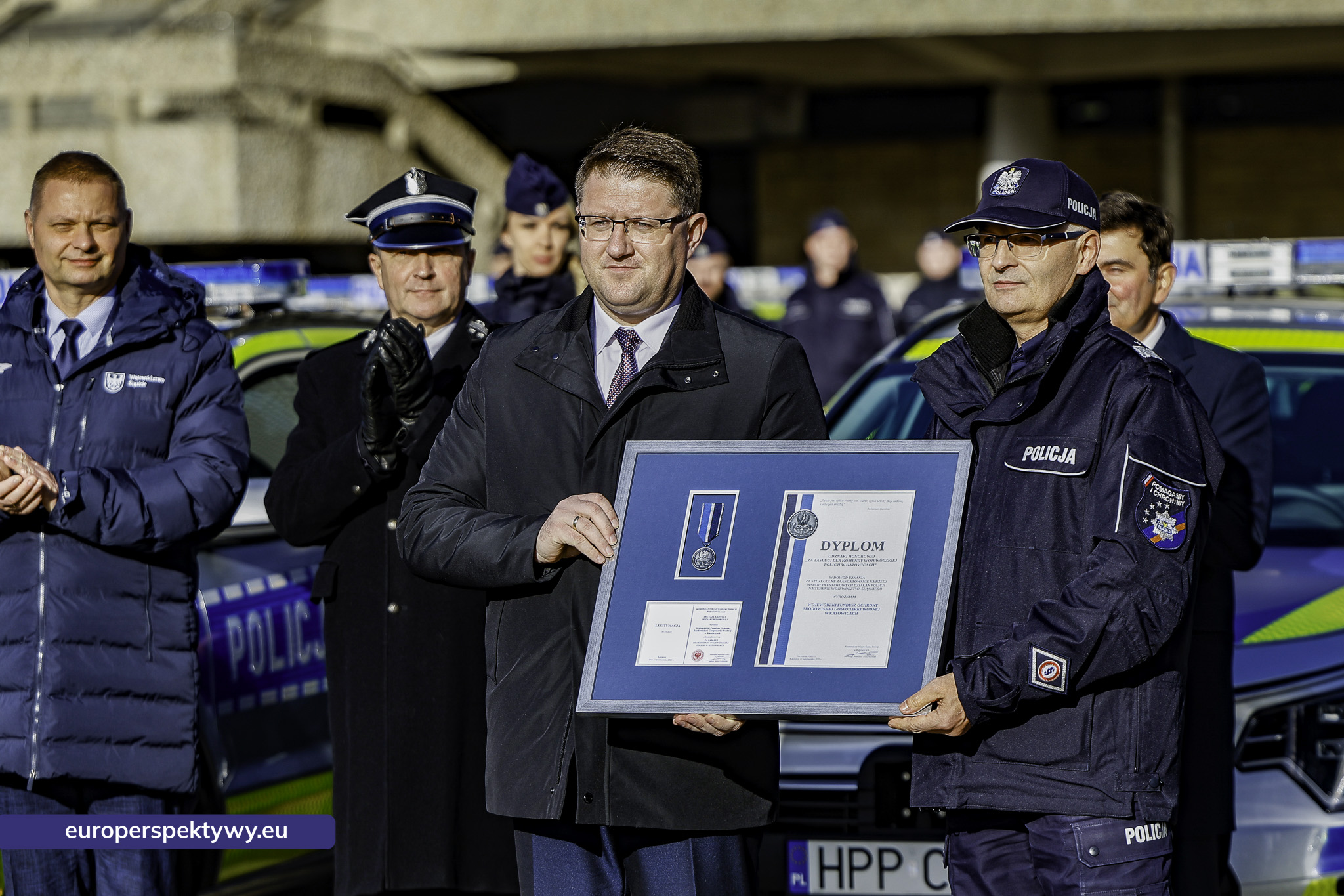 hybrydowe radiowozy dla śląskiej Policji – Europerspektywy-40 Europerspektywy 72 nowe radiowozy dla śląskiej Policji. WFOSiGW wspiera ekologiczną modernizację floty