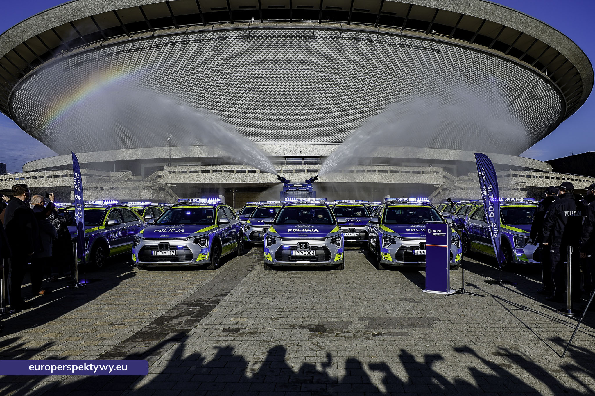 hybrydowe radiowozy dla śląskiej Policji – Europerspektywy-47 Europerspektywy 72 nowe radiowozy dla śląskiej Policji. WFOSiGW wspiera ekologiczną modernizację floty