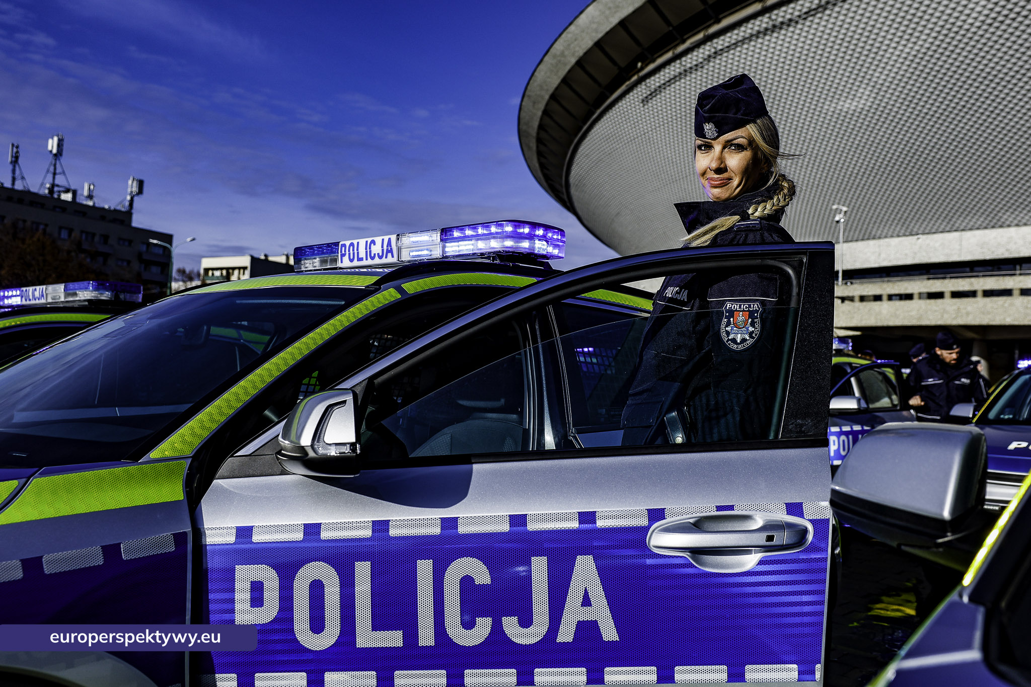 hybrydowe radiowozy dla śląskiej Policji – Europerspektywy-52 Europerspektywy 72 nowe radiowozy dla śląskiej Policji. WFOSiGW wspiera ekologiczną modernizację floty