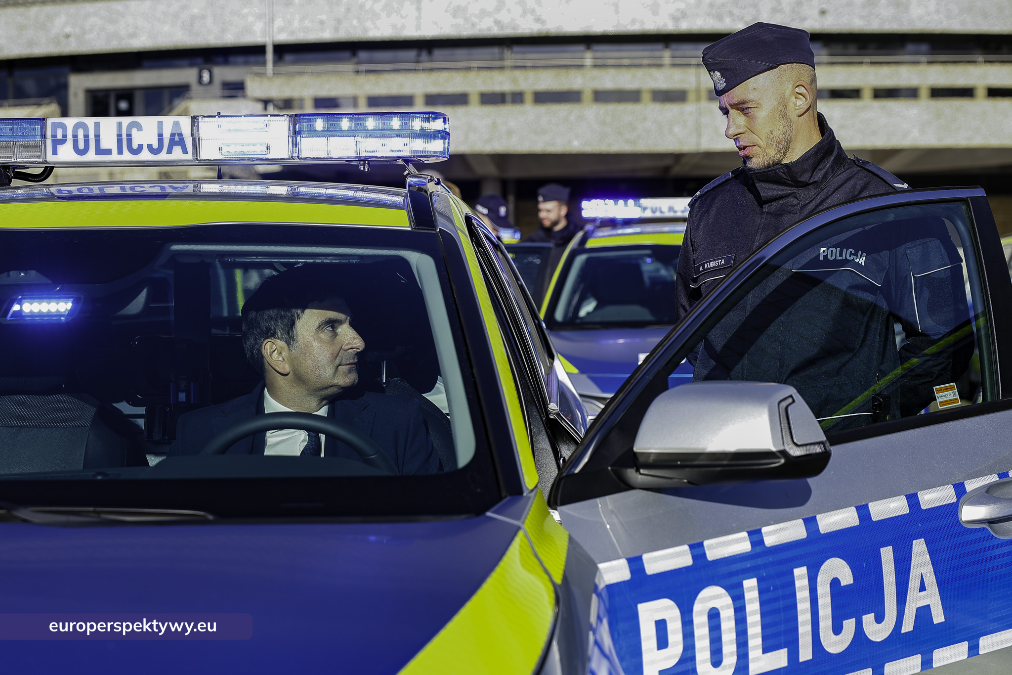 hybrydowe radiowozy dla śląskiej Policji – Europerspektywy-55 Europerspektywy 72 nowe radiowozy dla śląskiej Policji. WFOSiGW wspiera ekologiczną modernizację floty